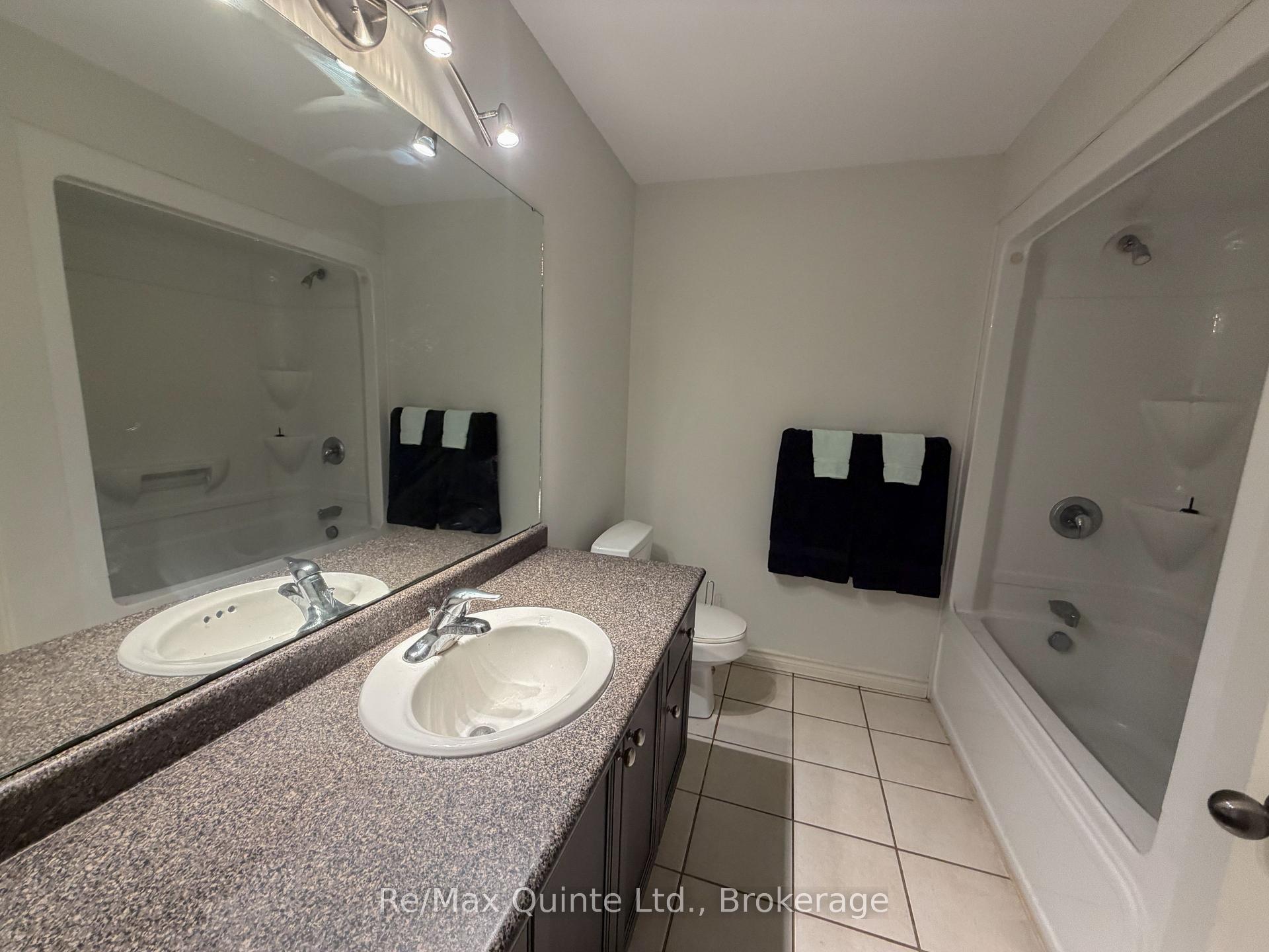 Photo 27 of 10 Boyce Court, Belleville, Belleville Ward — HOMEH