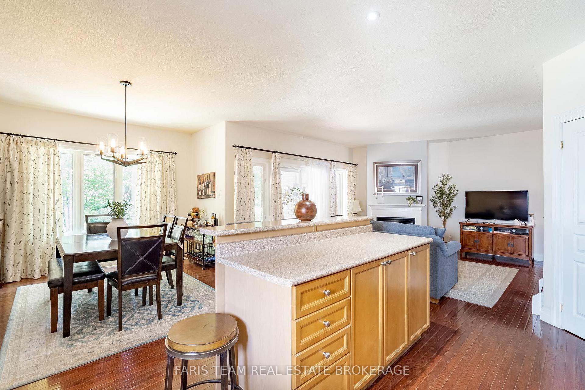 Photo 7 of 123 Wawinet Street, Midland — HOMEH