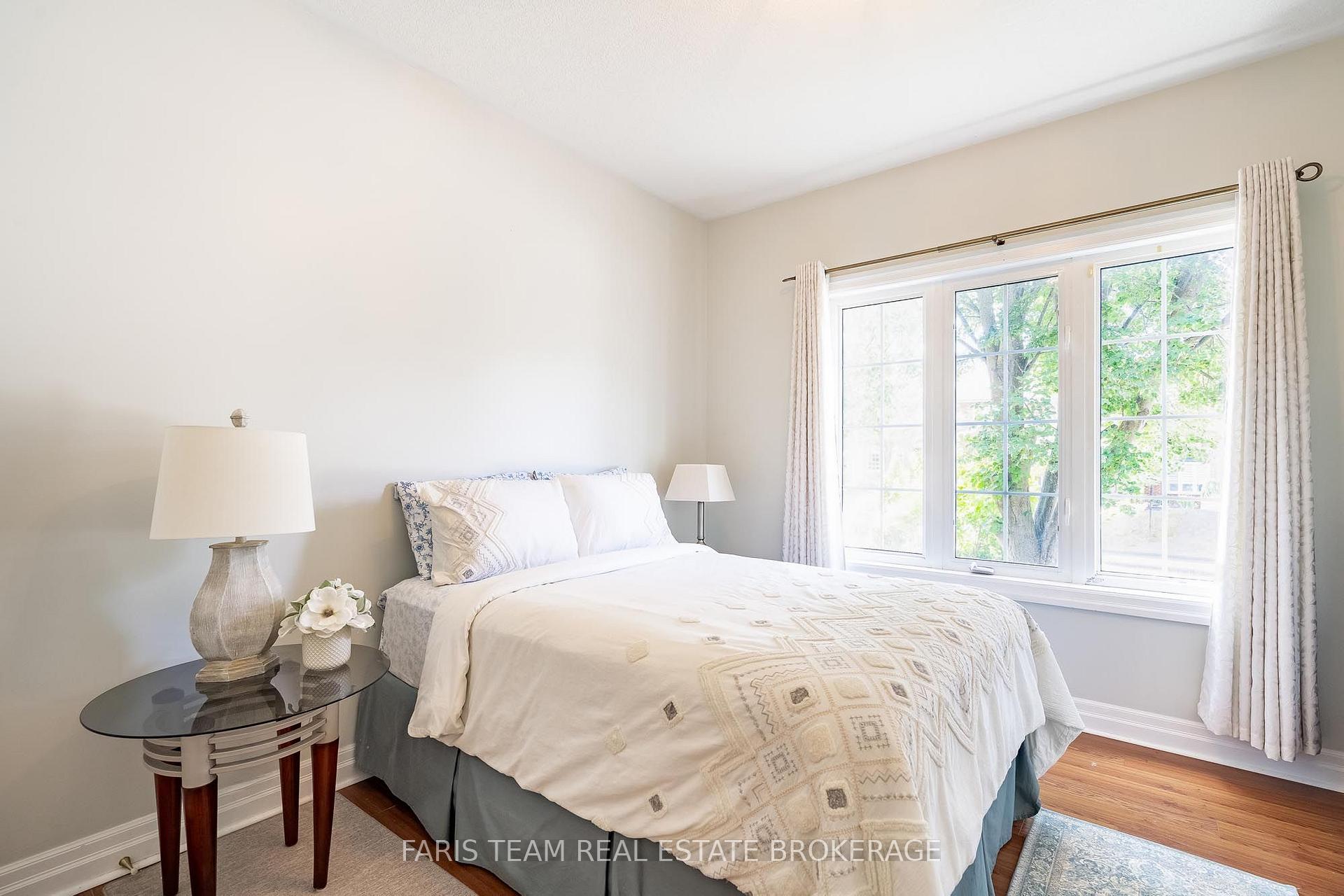 Photo 15 of 123 Wawinet Street, Midland — HOMEH