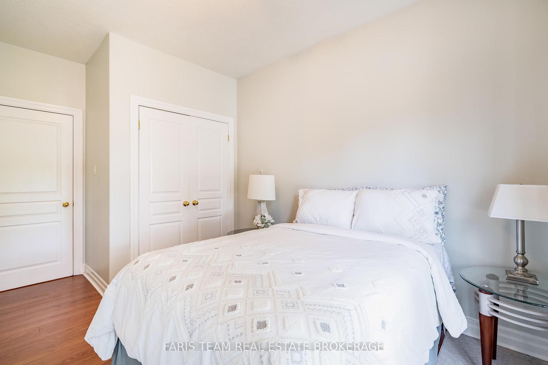 Photo 16 of 123 Wawinet Street, Midland — HOMEH