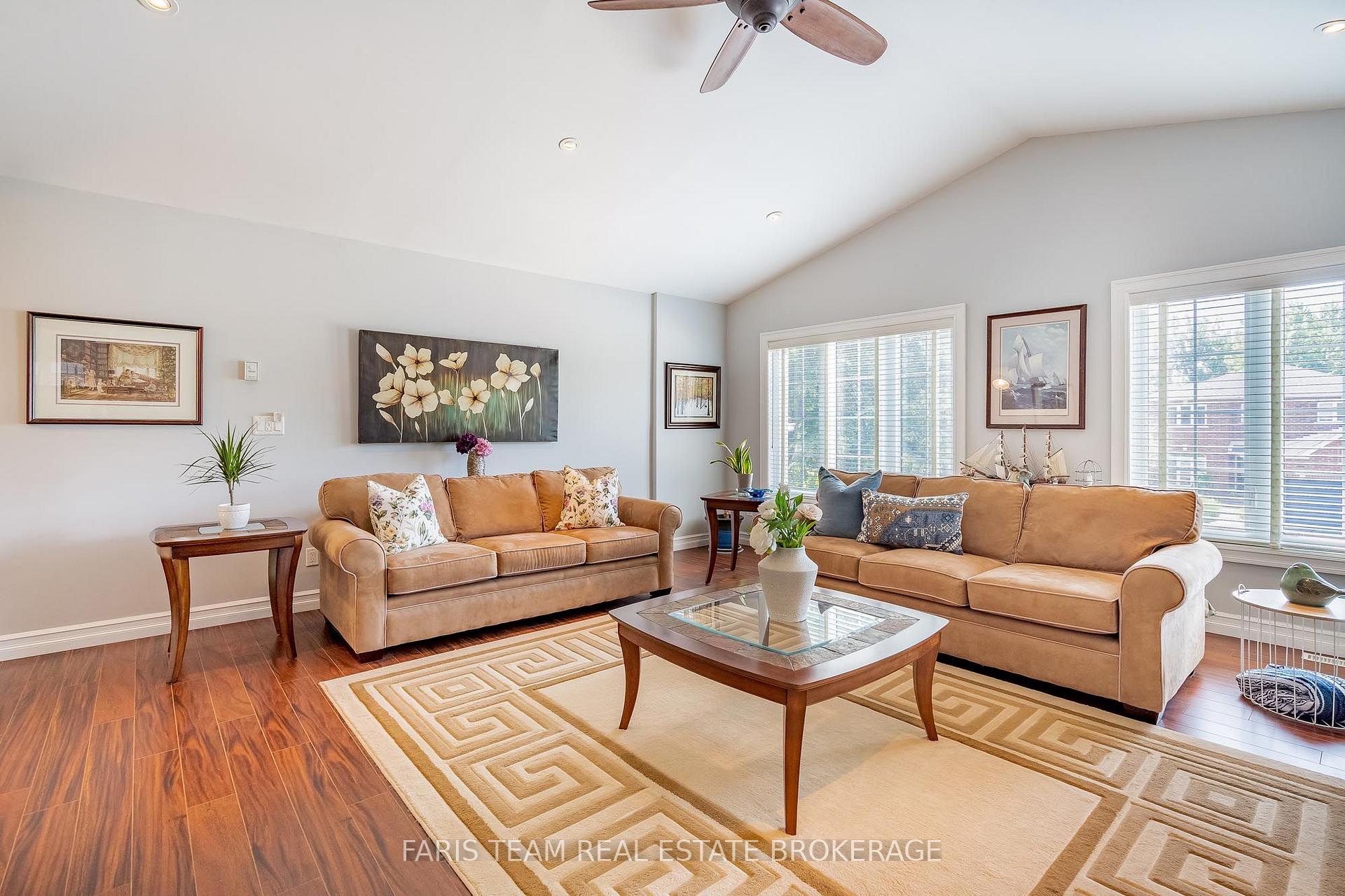Photo 19 of 123 Wawinet Street, Midland — HOMEH