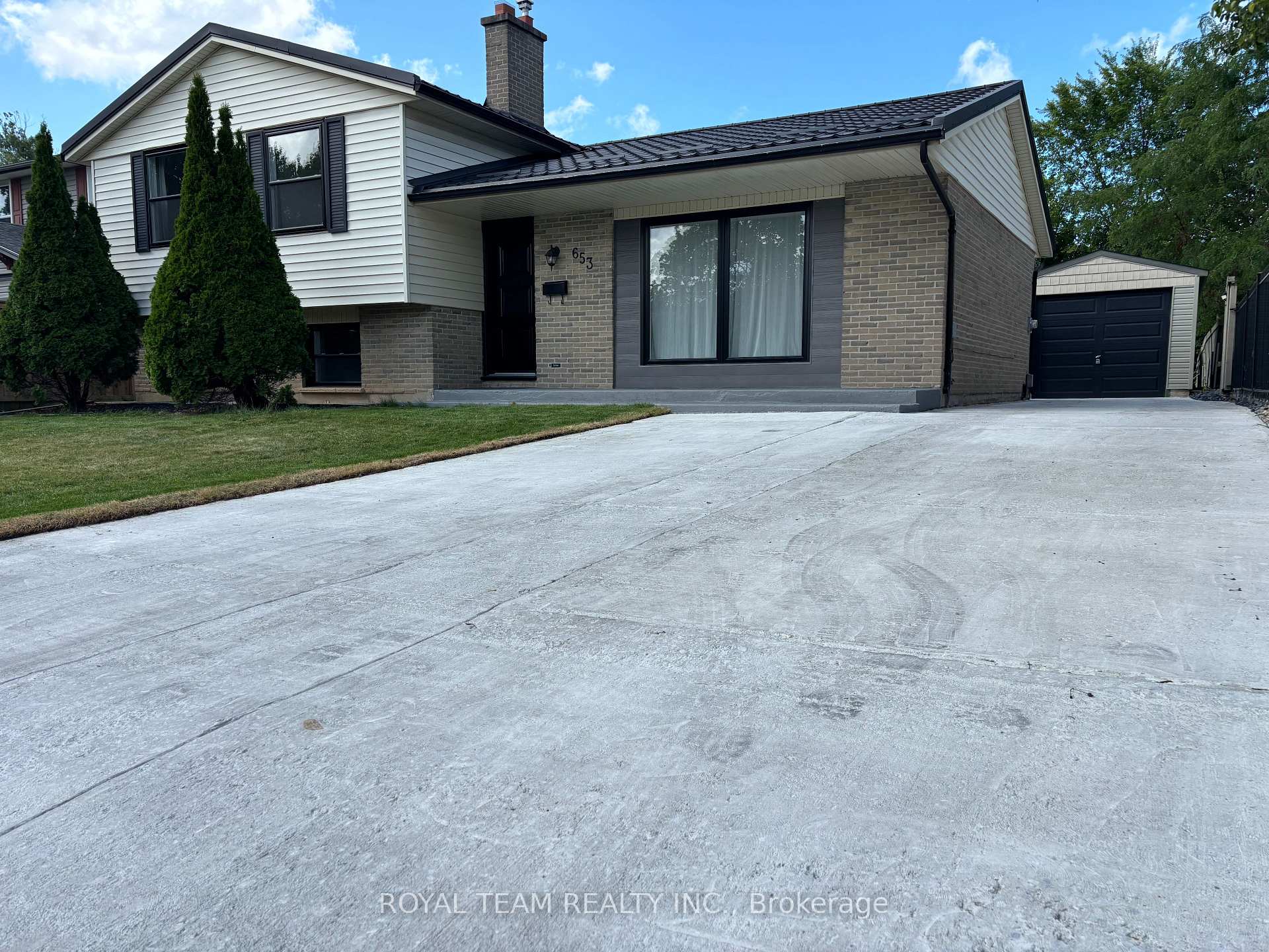 Front of 653 Steeplechase Drive