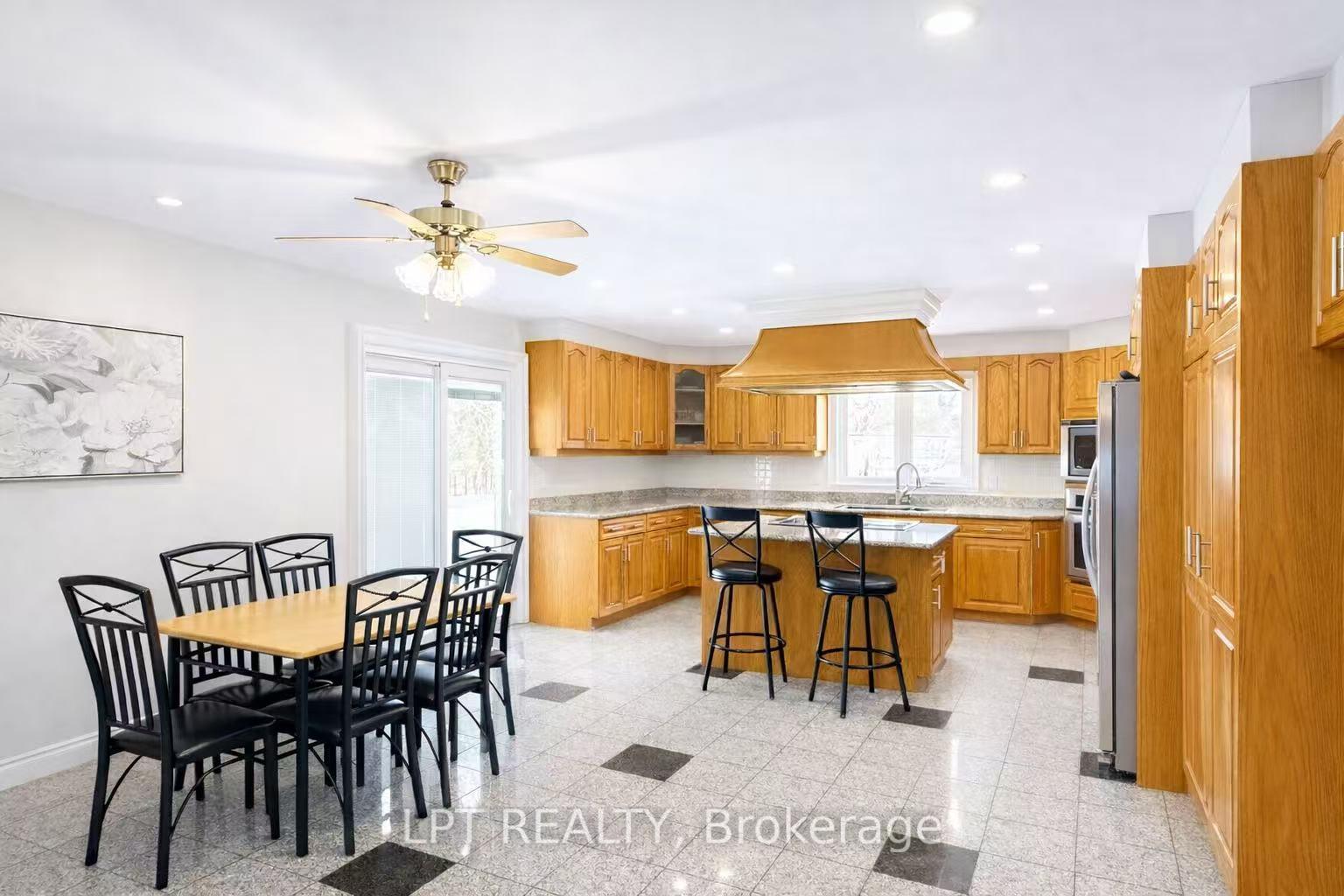 Photo 3 of 5575 Halls Road, Whitby, Rural Whitby — HOMEH