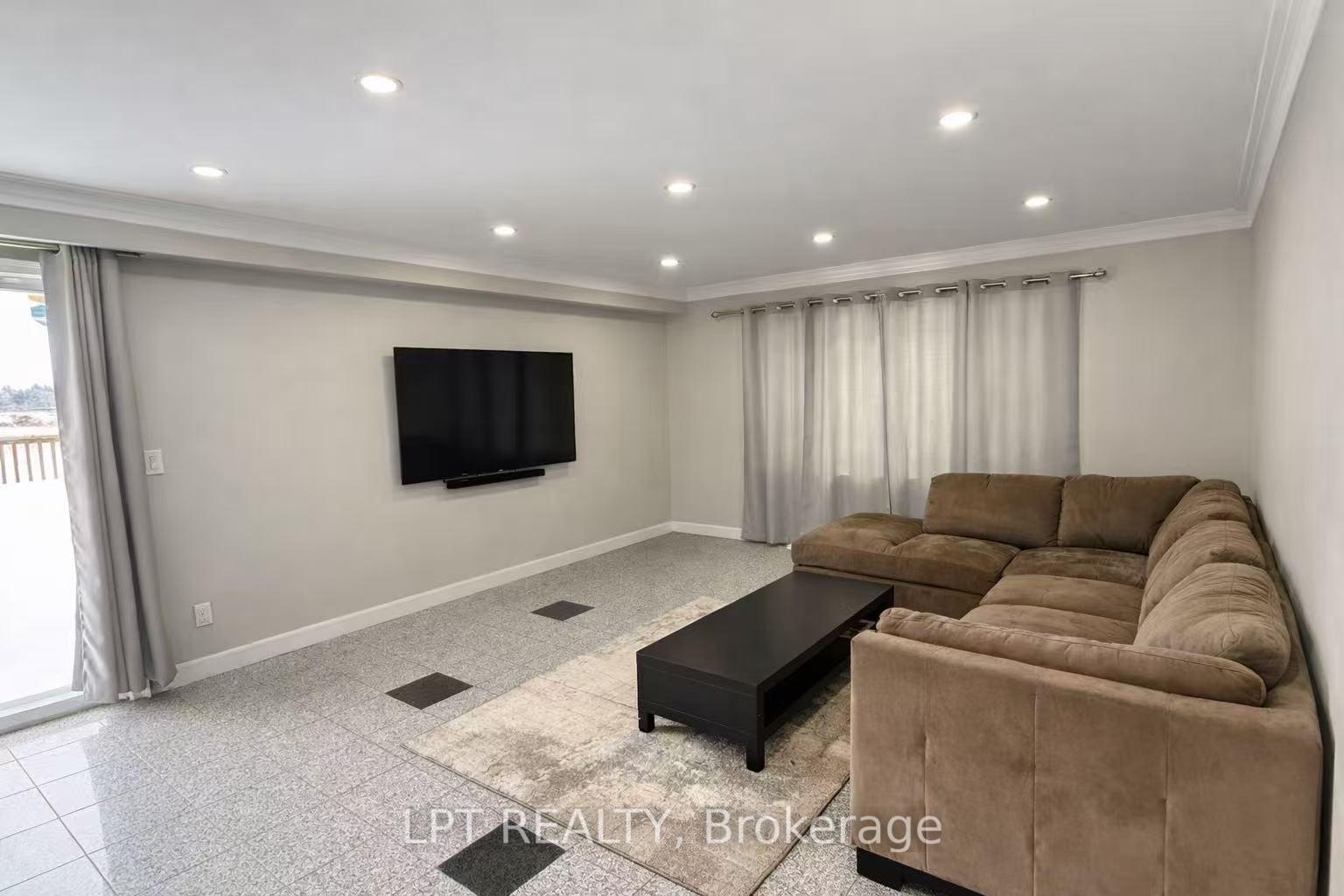Photo 4 of 5575 Halls Road, Whitby, Rural Whitby — HOMEH