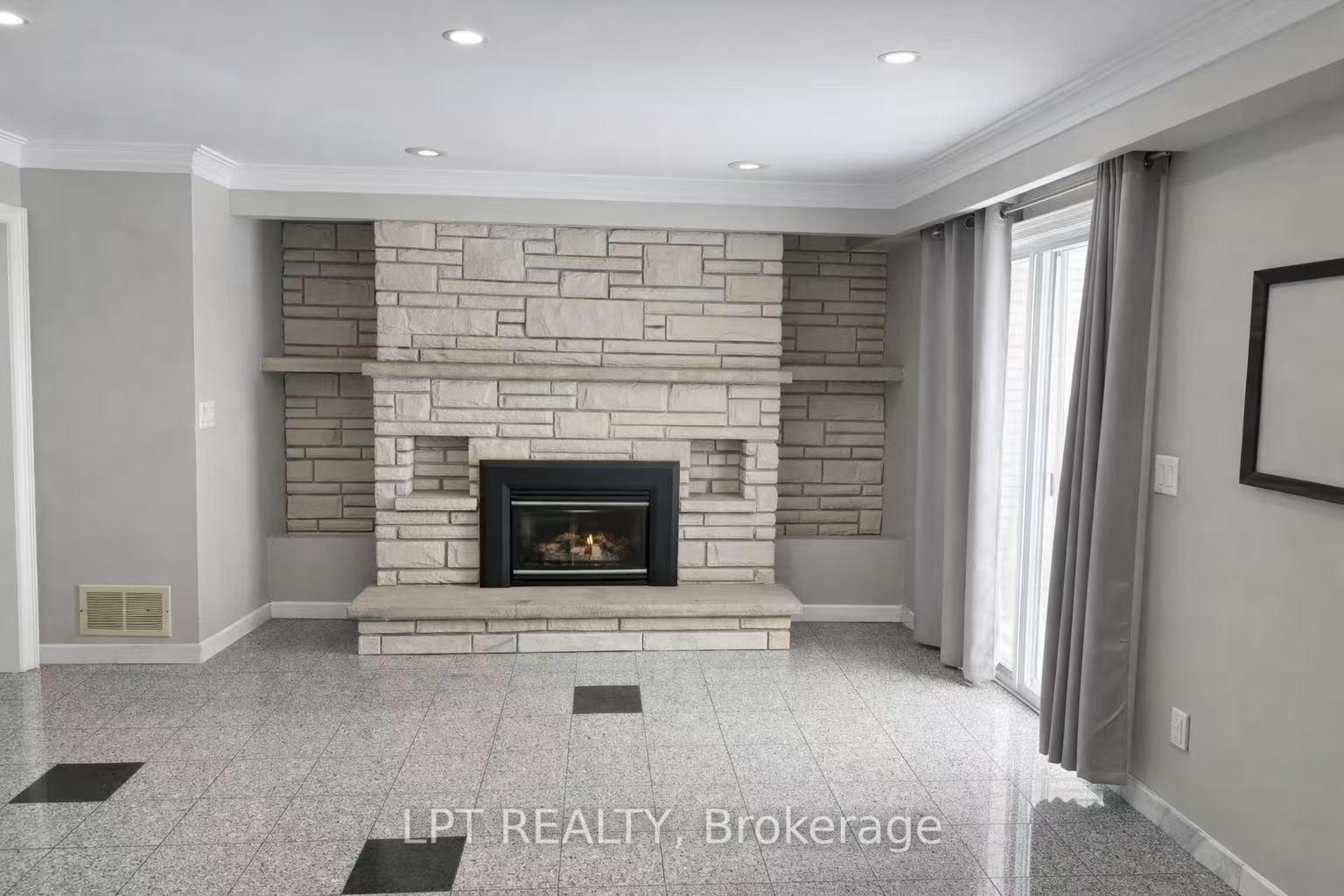 Photo 5 of 5575 Halls Road, Whitby, Rural Whitby — HOMEH