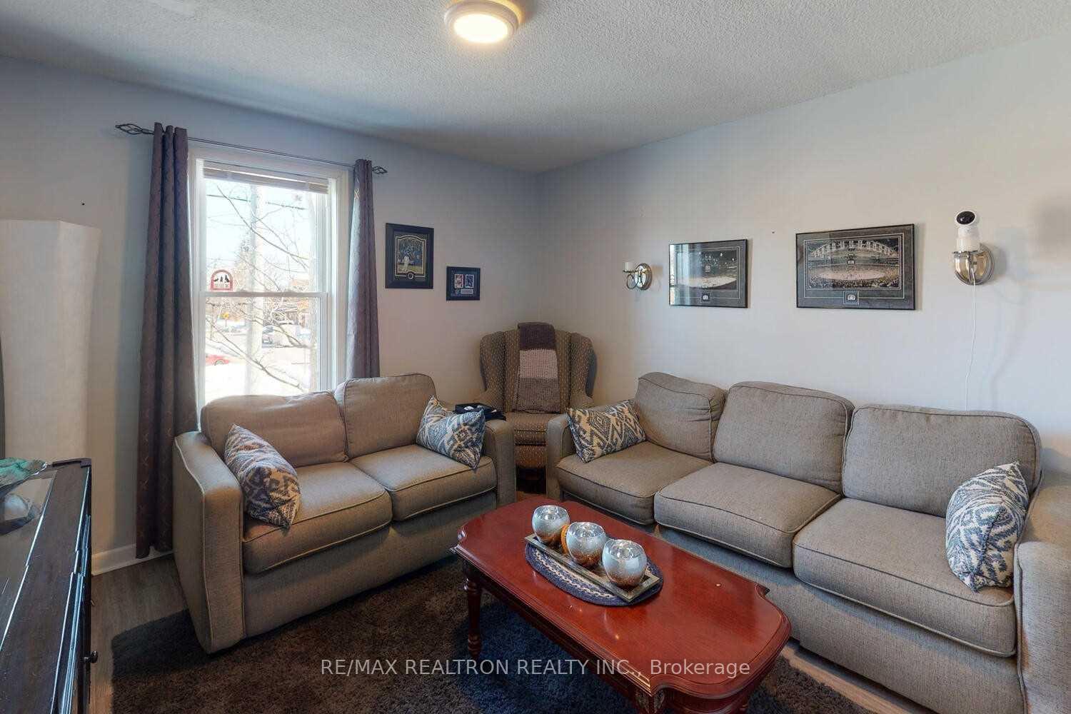 Photo 10 of 54 Ritson Road S, Oshawa, Central — HOMEH