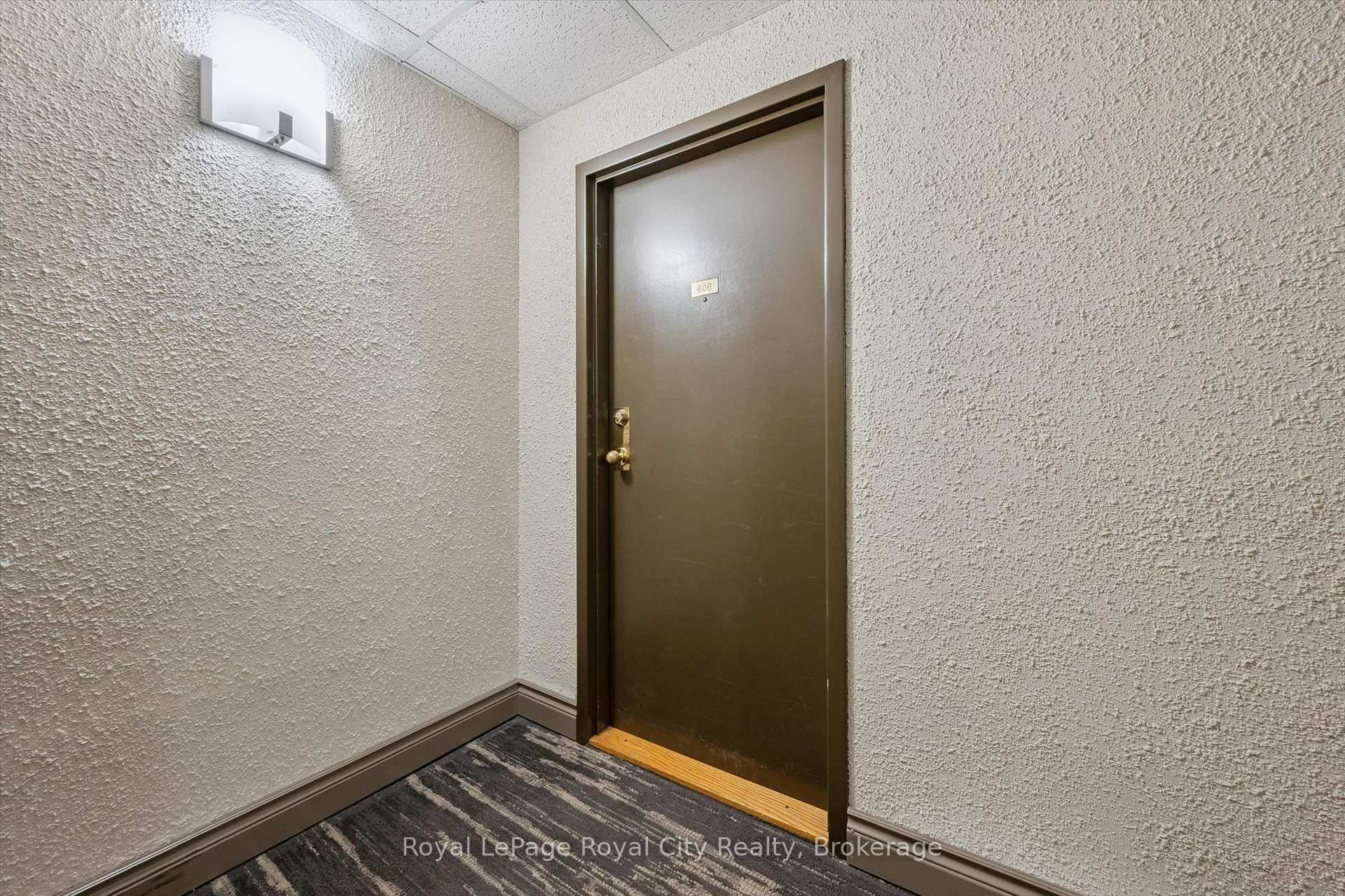 Photo 4 of Unit 606, 358 Waterloo Avenue, Guelph, Junction/Onward Willow — HOMEH