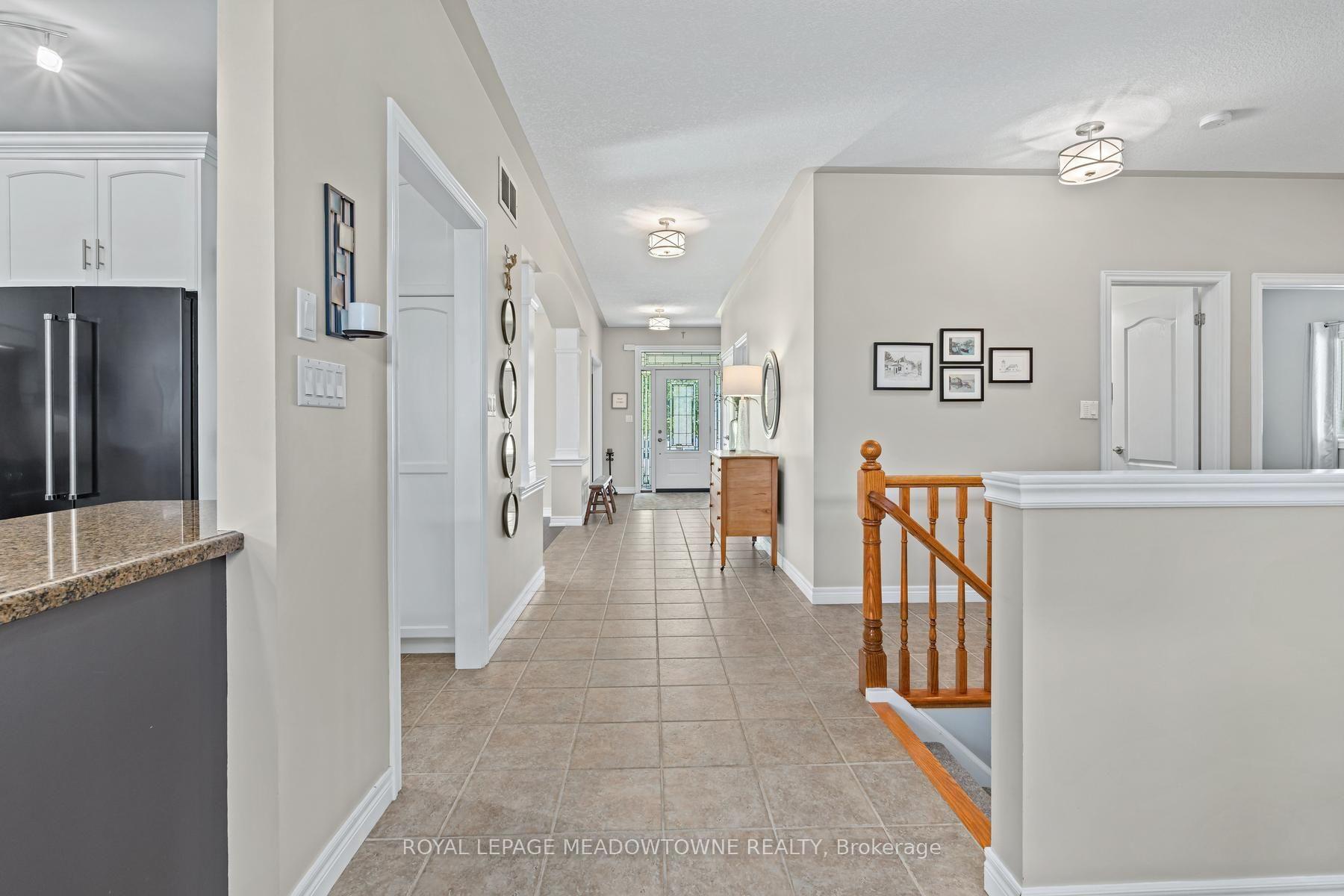 Photo 47 of 17 Dawkins Crescent, Halton Hills, Acton — HOMEH