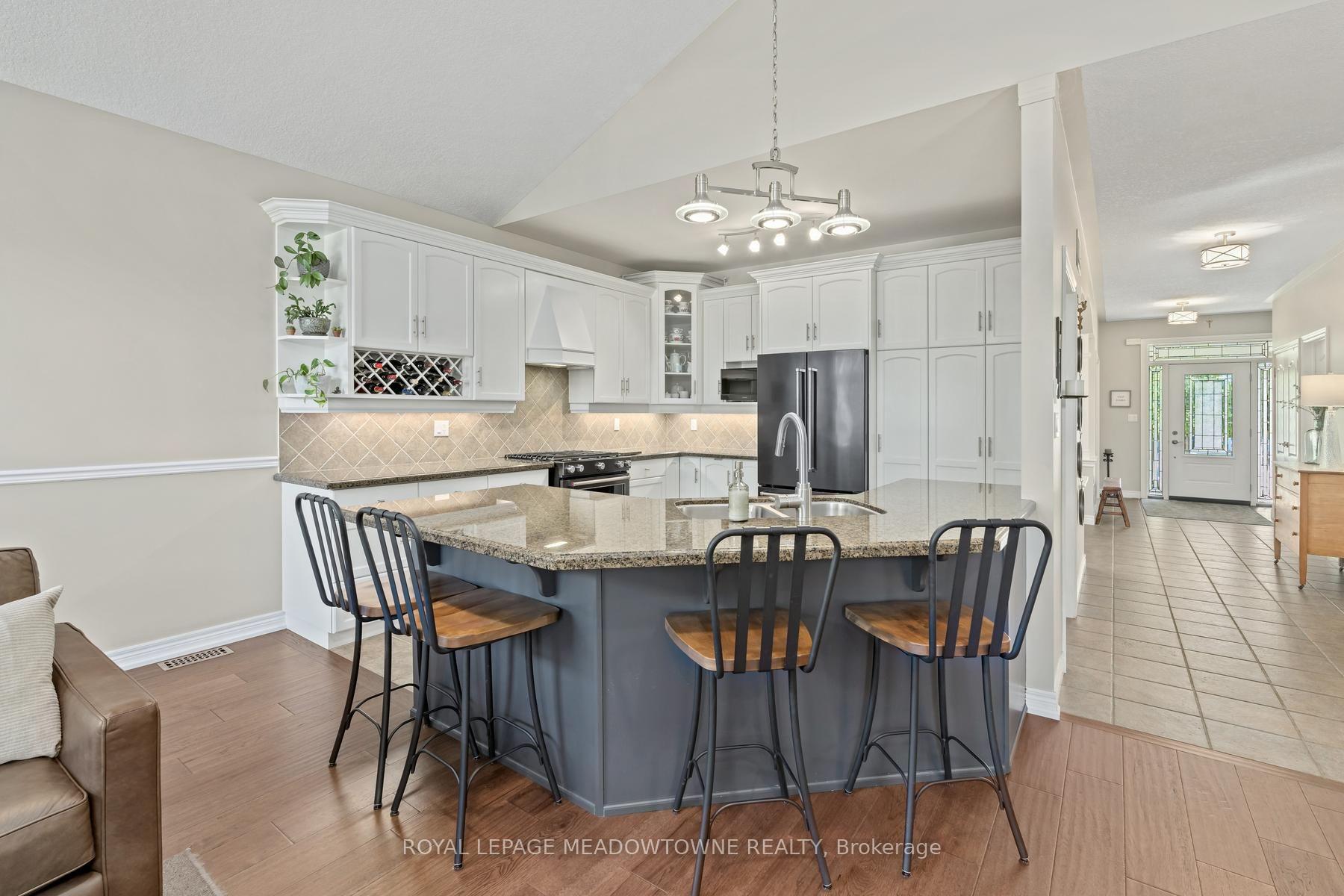 Photo 17 of 17 Dawkins Crescent, Halton Hills, Acton — HOMEH
