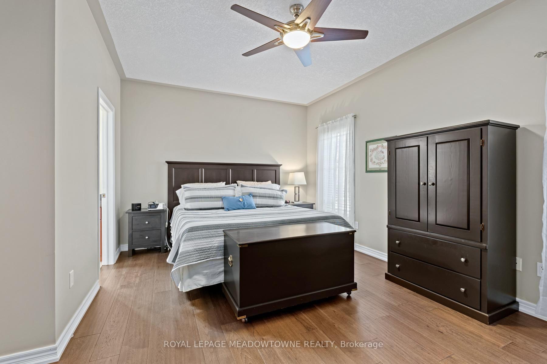 Photo 22 of 17 Dawkins Crescent, Halton Hills, Acton — HOMEH