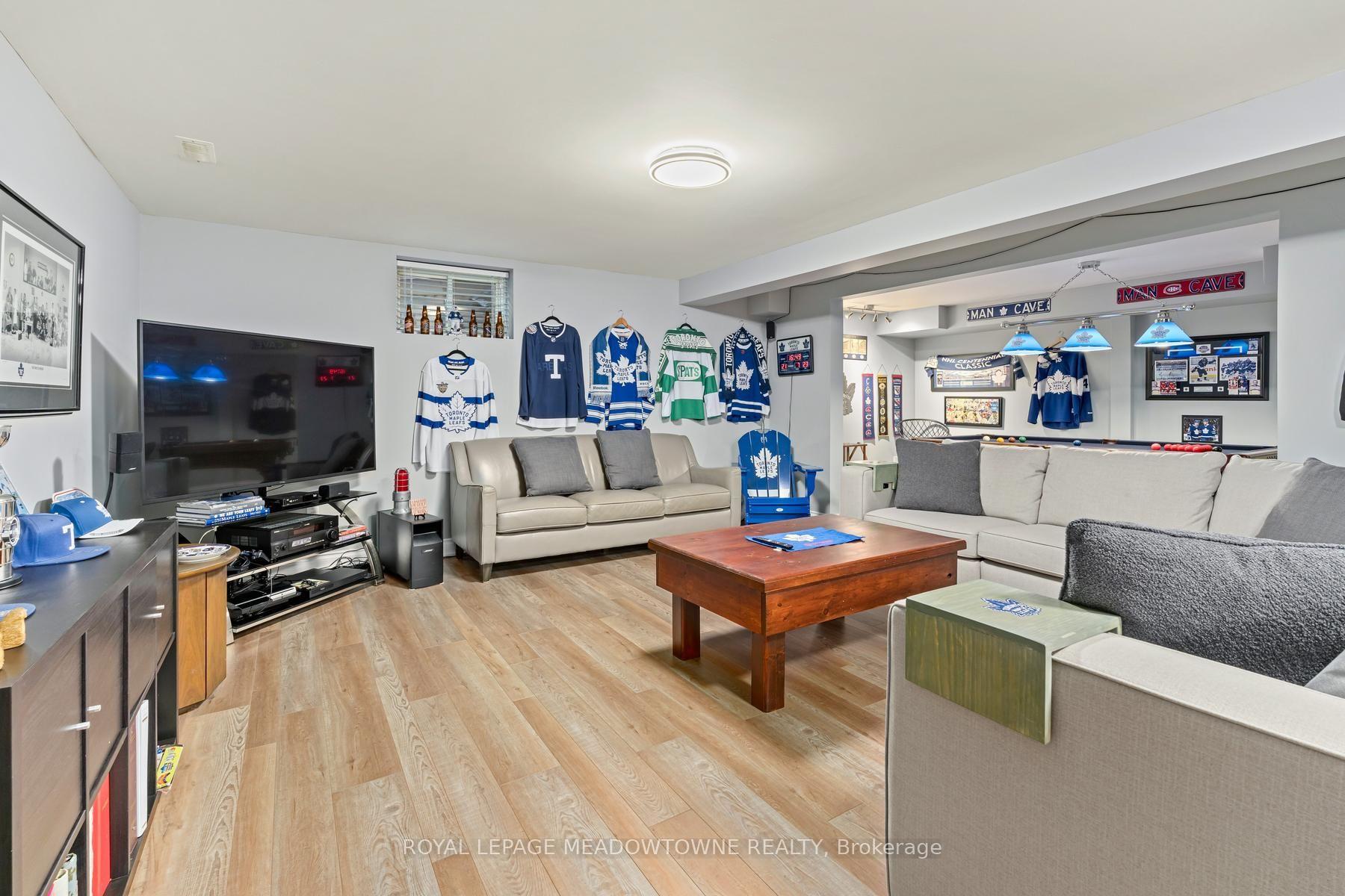 Photo 28 of 17 Dawkins Crescent, Halton Hills, Acton — HOMEH