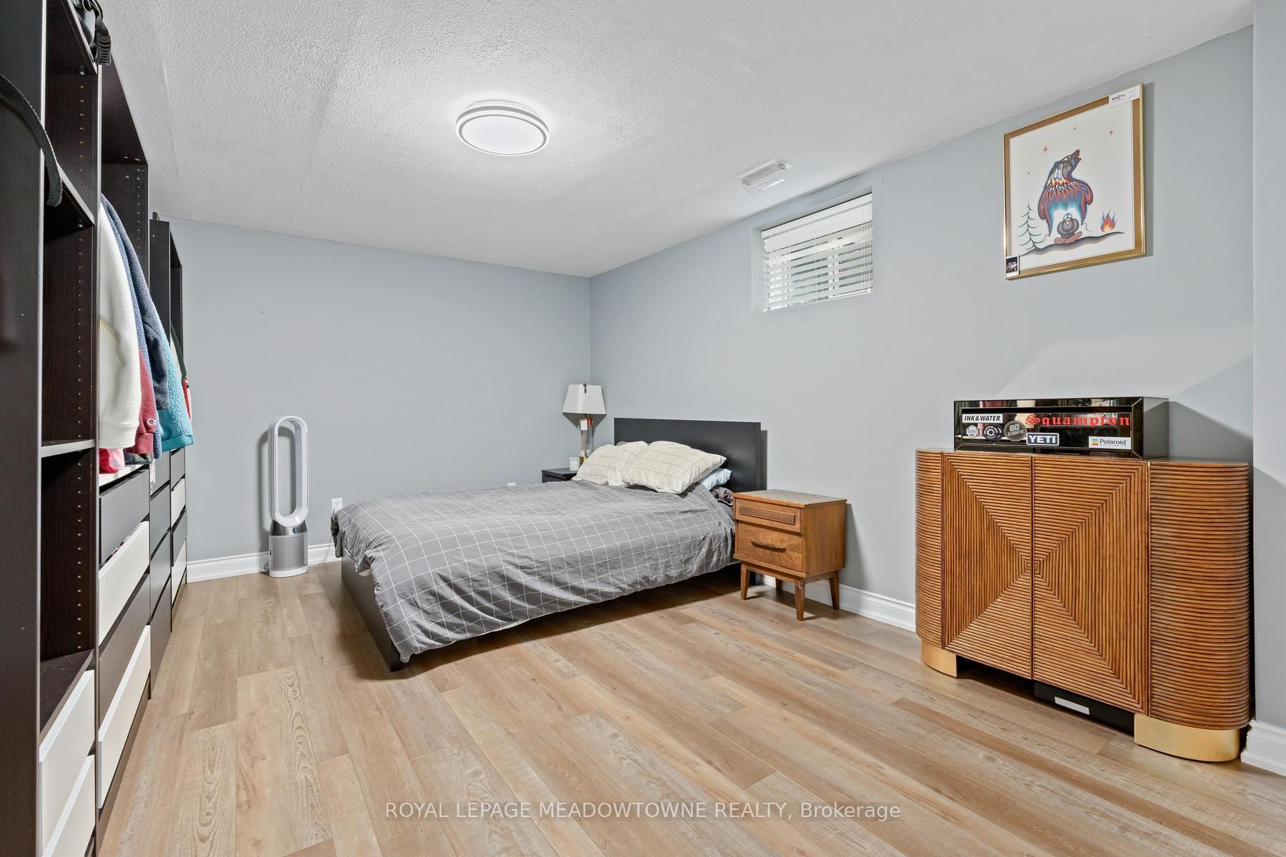Photo 36 of 17 Dawkins Crescent, Halton Hills, Acton — HOMEH