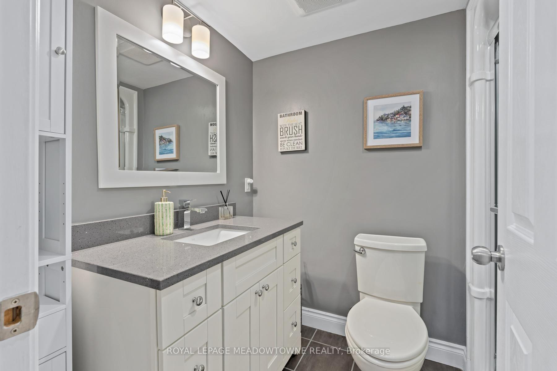 Photo 37 of 17 Dawkins Crescent, Halton Hills, Acton — HOMEH