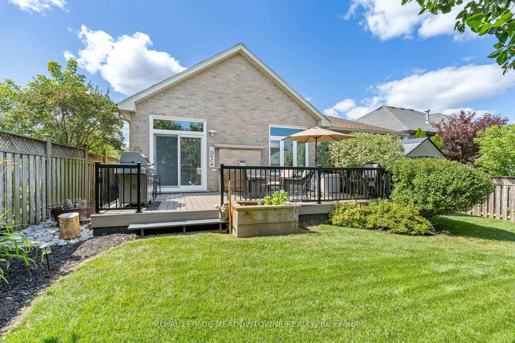 Photo 44 of 17 Dawkins Crescent, Halton Hills, Acton — HOMEH