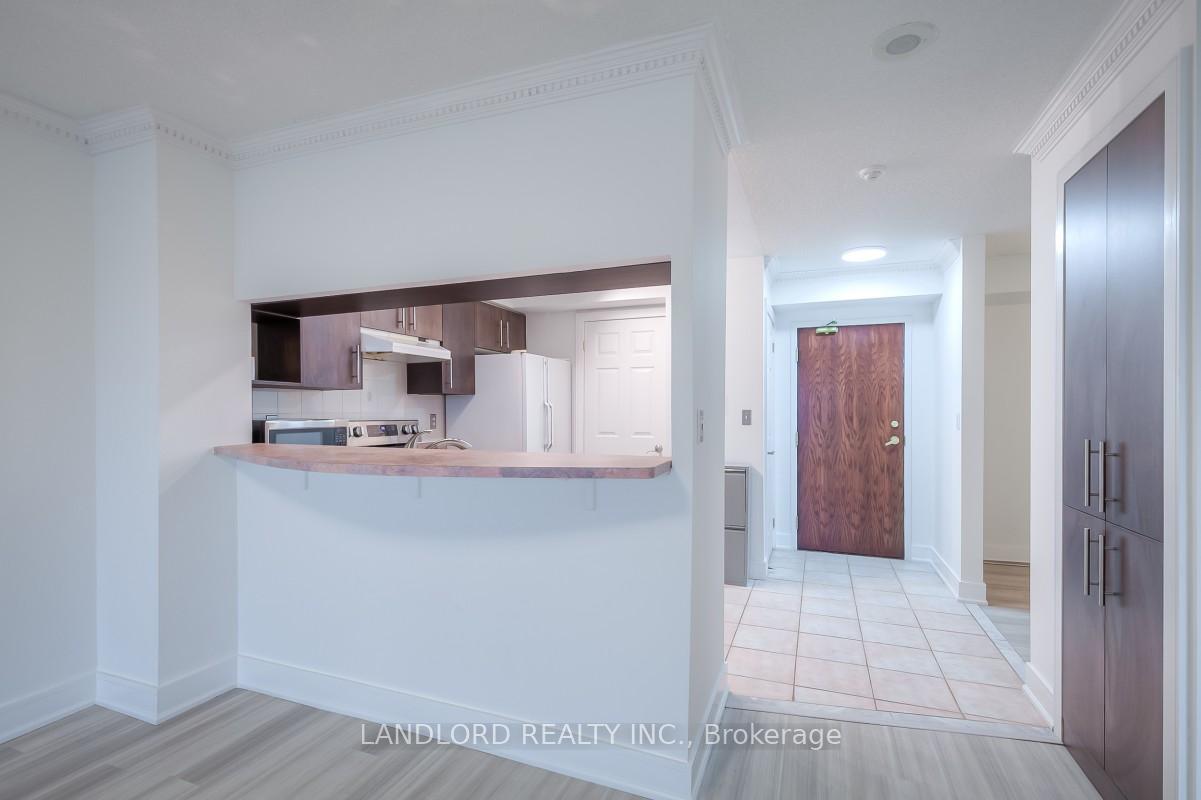 Photo 6 of Unit 511, 190 Manitoba Street, Etobicoke, Mimico — HOMEH