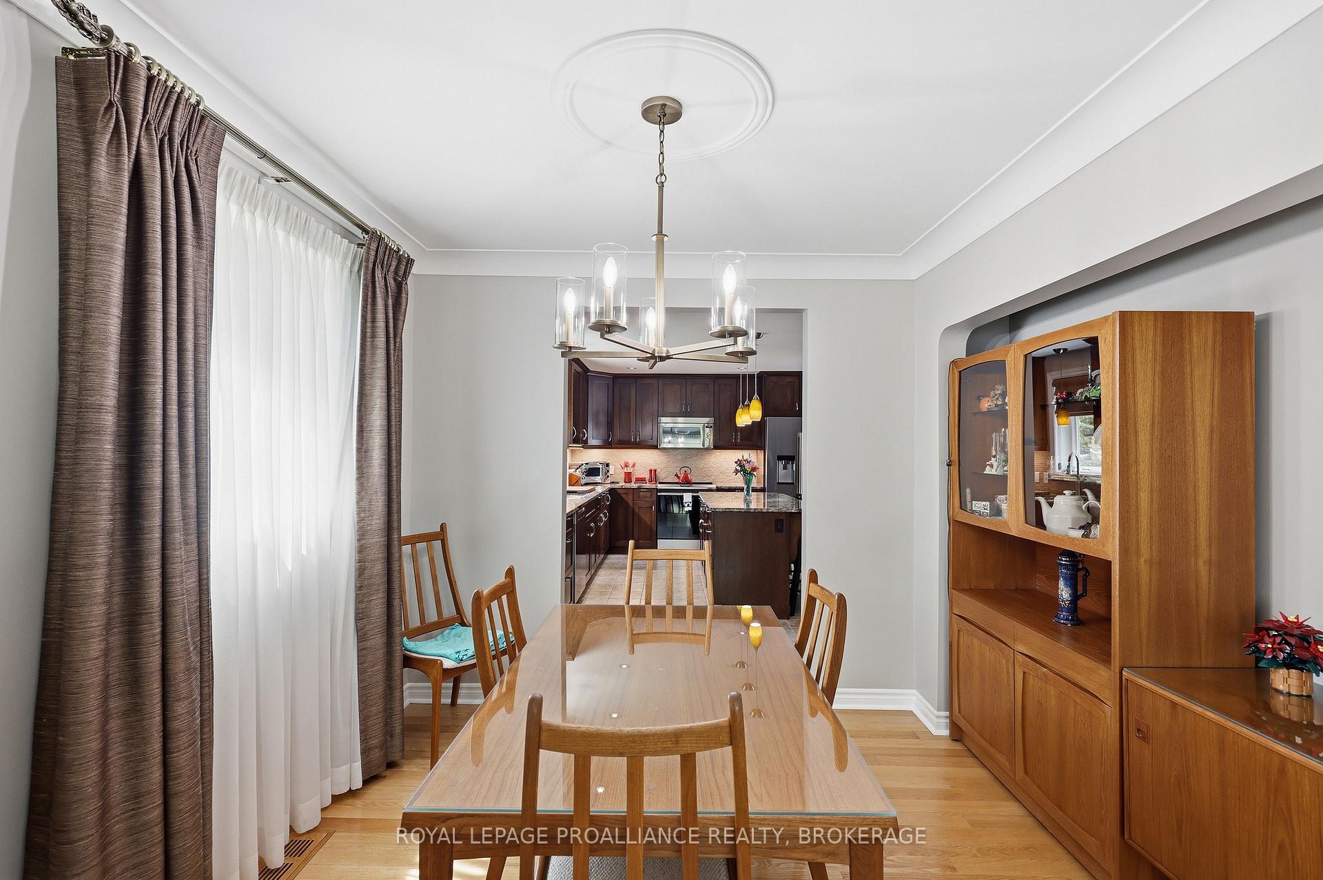 Photo 11 of 6 Byron Crescent, Kingston, Central City West — HOMEH