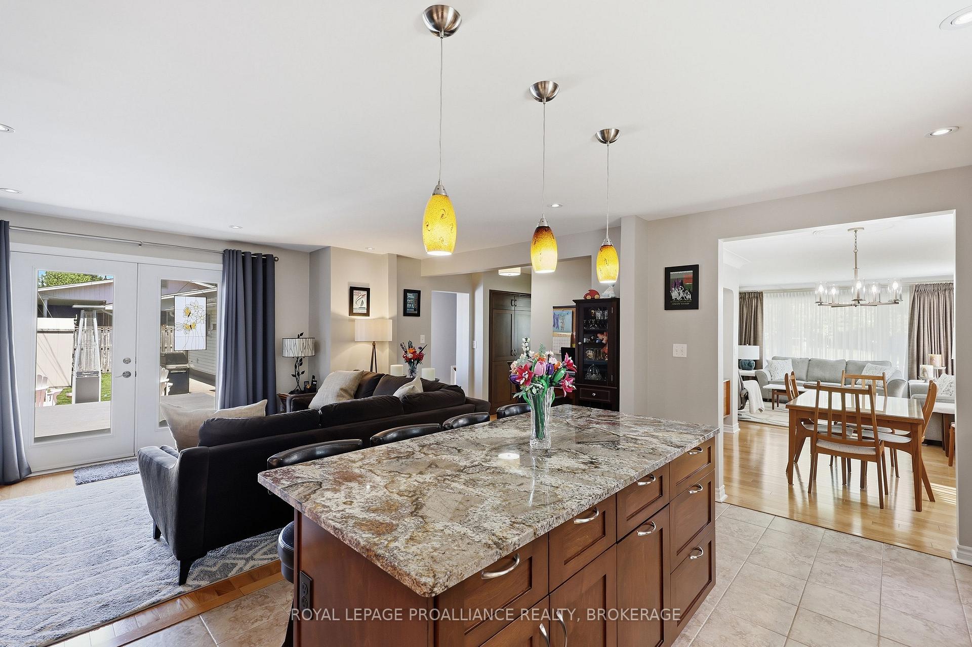 Photo 16 of 6 Byron Crescent, Kingston, Central City West — HOMEH