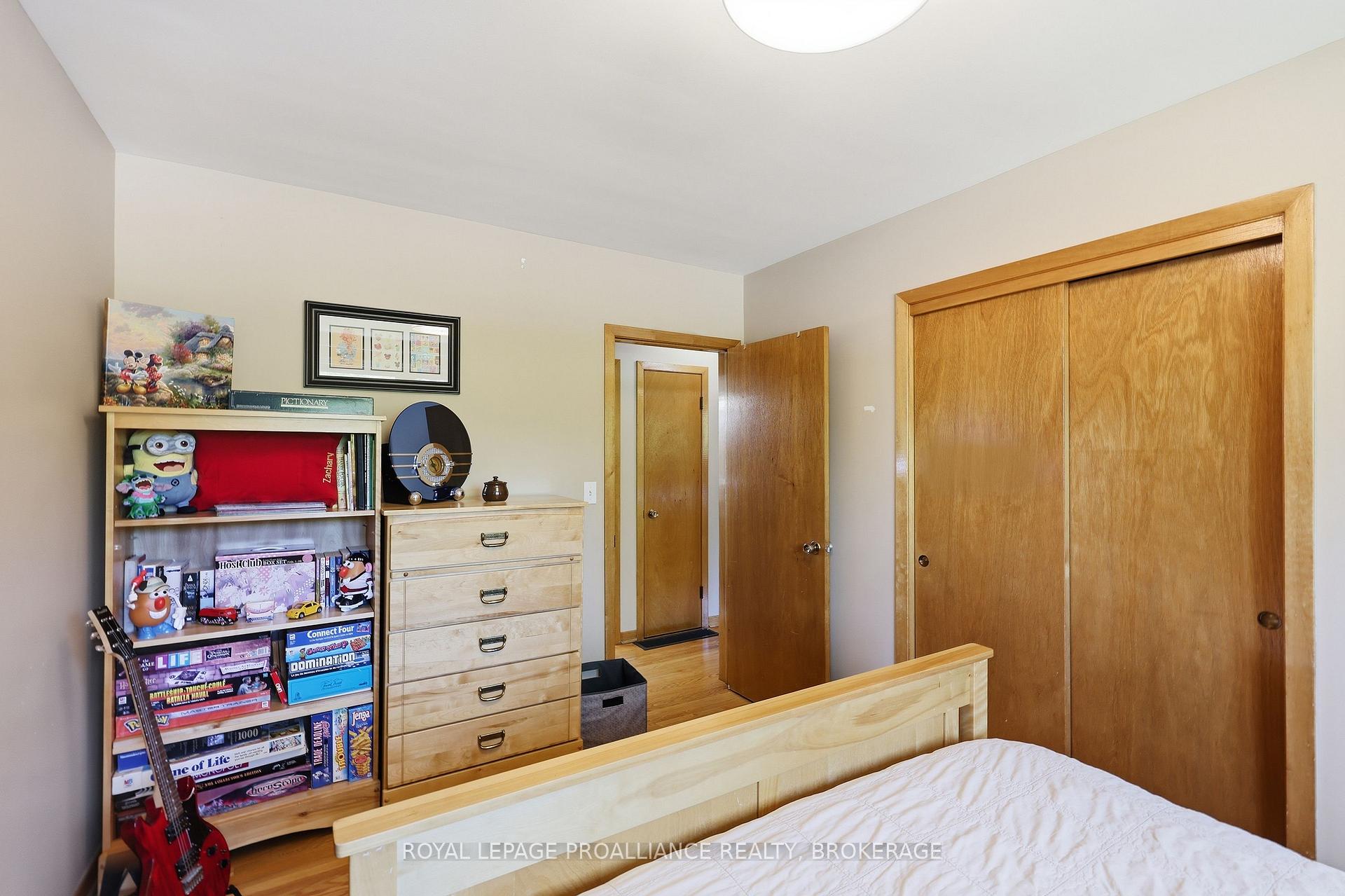 Photo 25 of 6 Byron Crescent, Kingston, Central City West — HOMEH