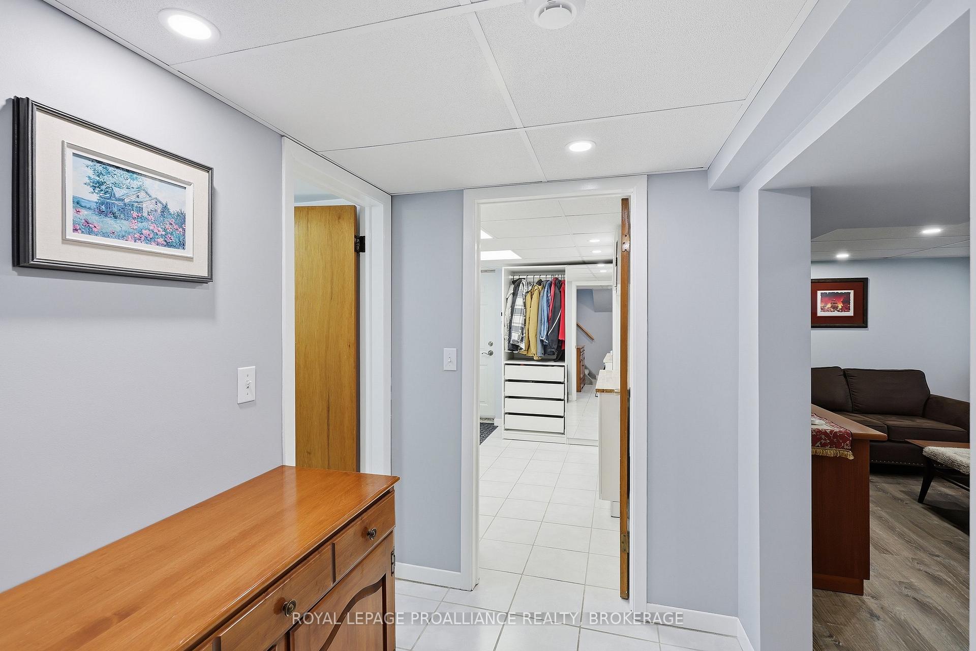 Photo 36 of 6 Byron Crescent, Kingston, Central City West — HOMEH