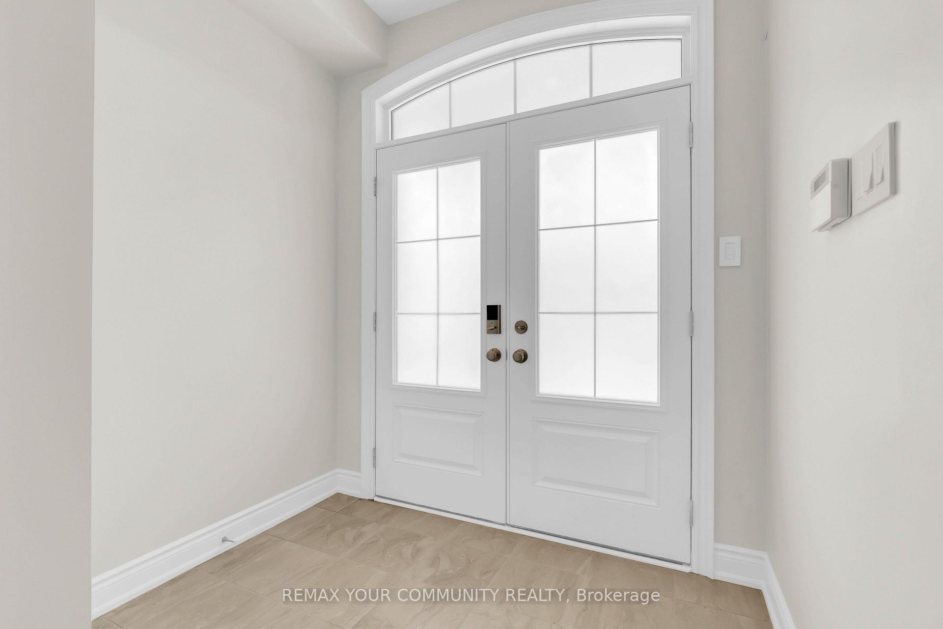Photo 5 of 49 Zenith Avenue, Vaughan, Kleinburg — HOMEH