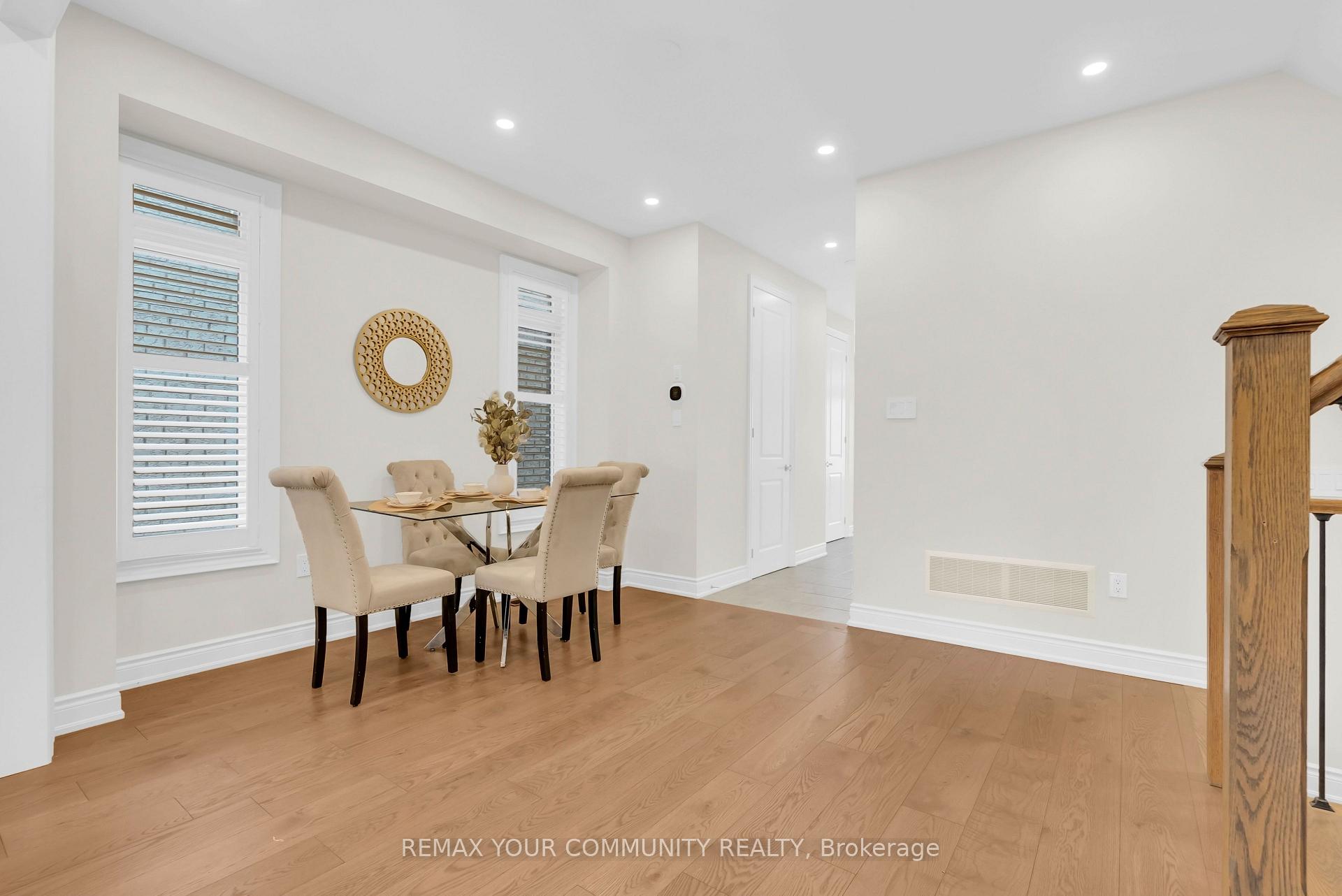 Photo 9 of 49 Zenith Avenue, Vaughan, Kleinburg — HOMEH