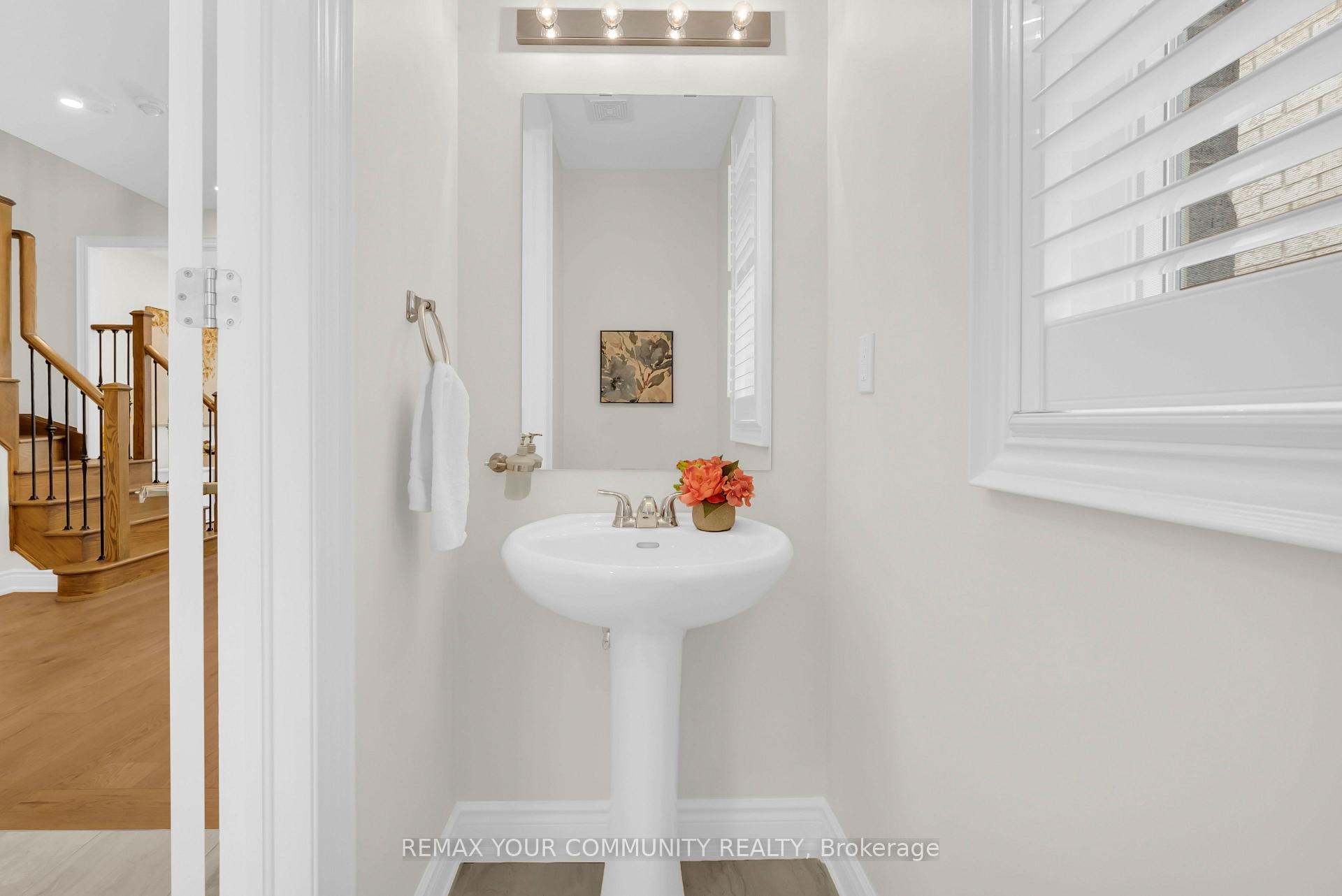 Photo 28 of 49 Zenith Avenue, Vaughan, Kleinburg — HOMEH