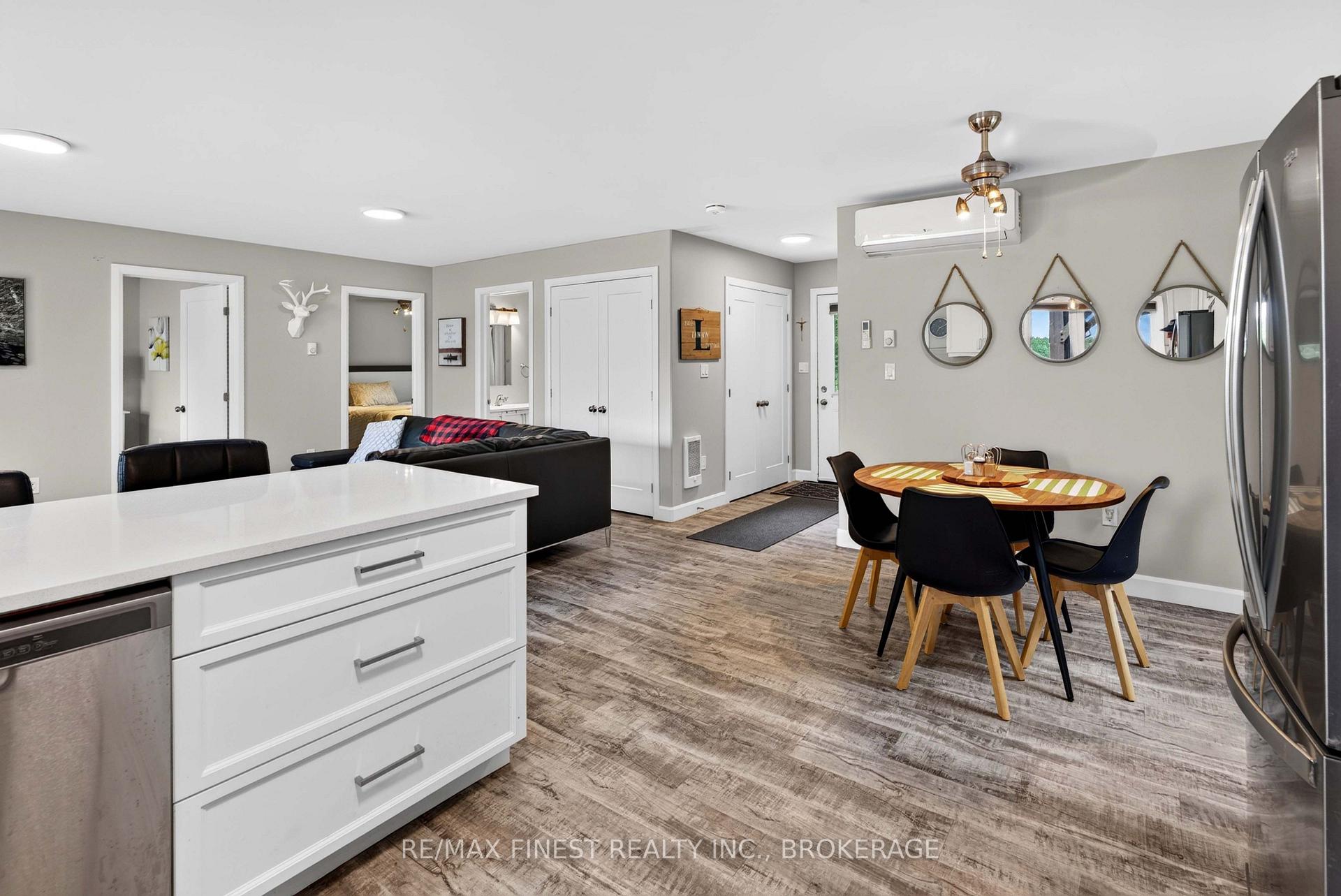 Photo 15 of 1025 Parsons Point Lane, Frontenac, Frontenac South — HOMEH