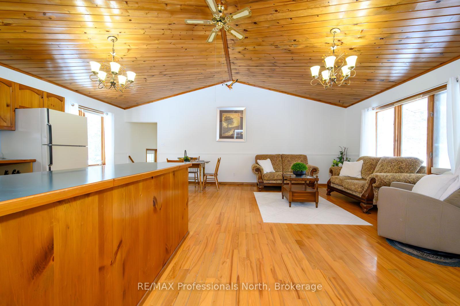 Photo 11 of 66 Rain Lake Road, Kearney — HOMEH