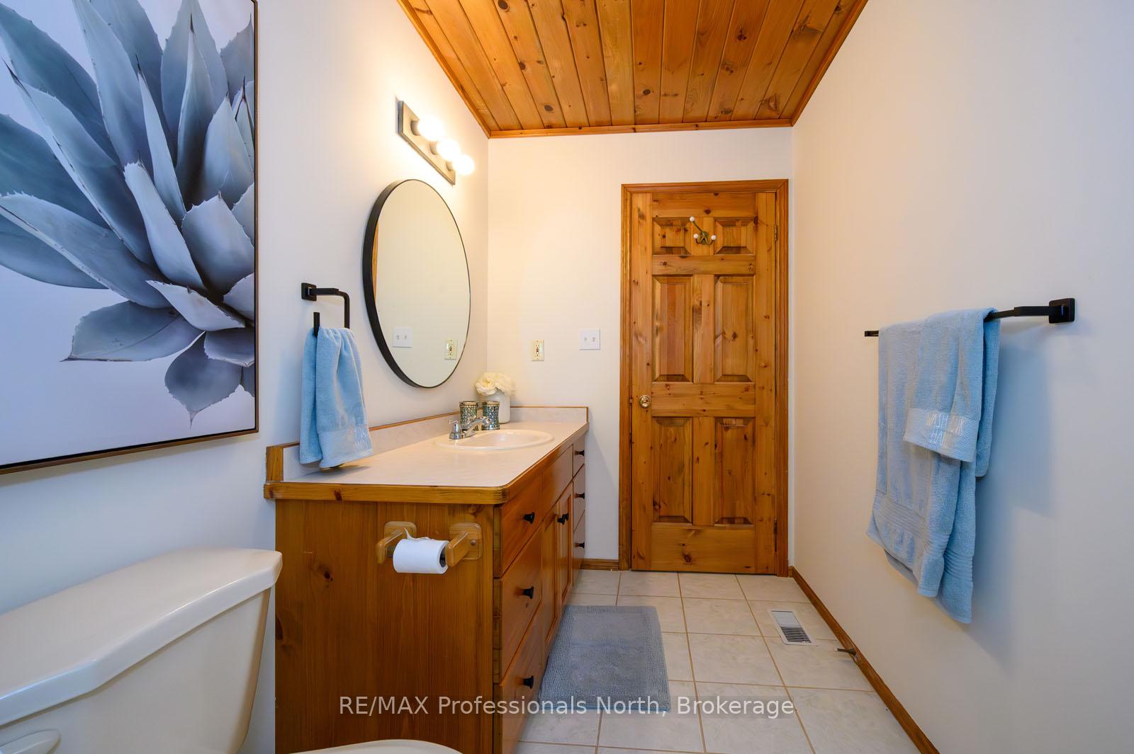 Photo 19 of 66 Rain Lake Road, Kearney — HOMEH