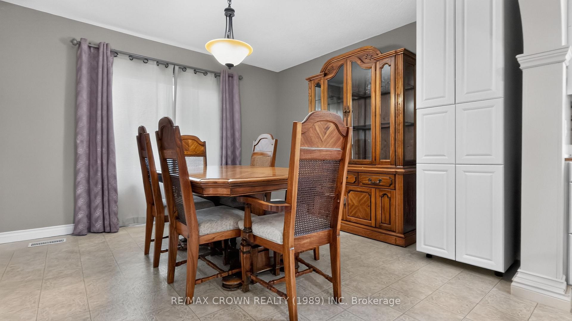 Photo 14 of 524 Kitchener Street, Hearst — HOMEH