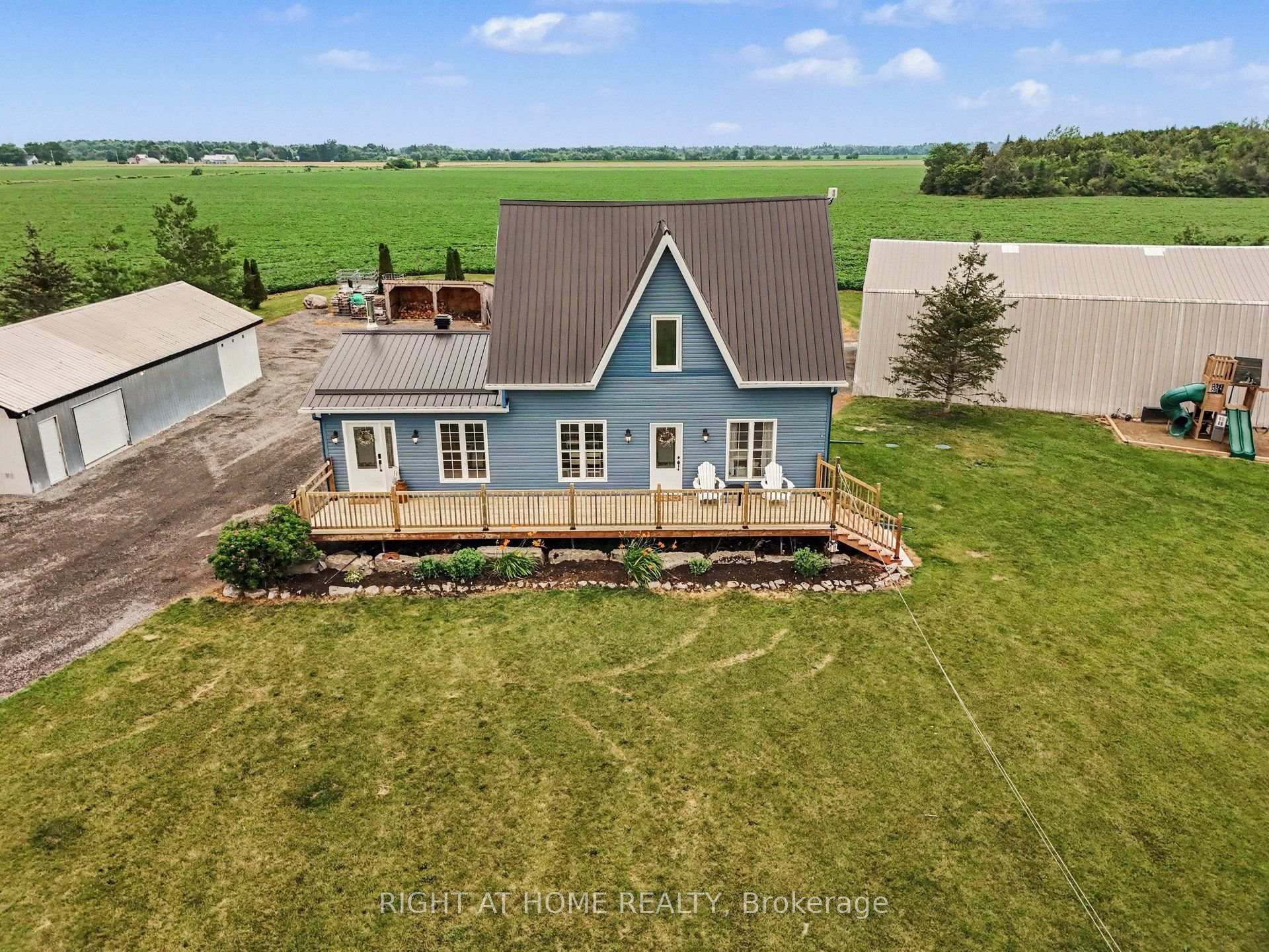 Photo 2 of 1679 500 Route, Russell, Embrun — HOMEH