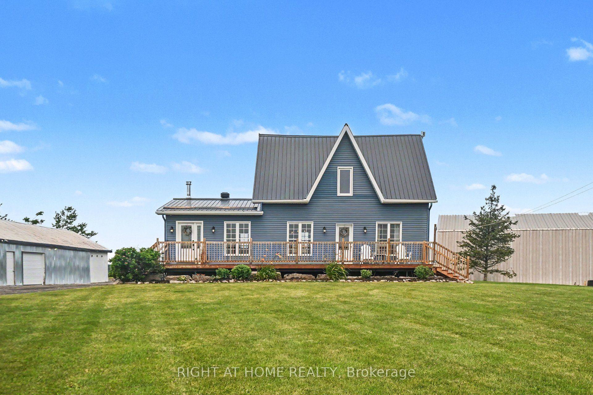 Photo 3 of 1679 500 Route, Russell, Embrun — HOMEH