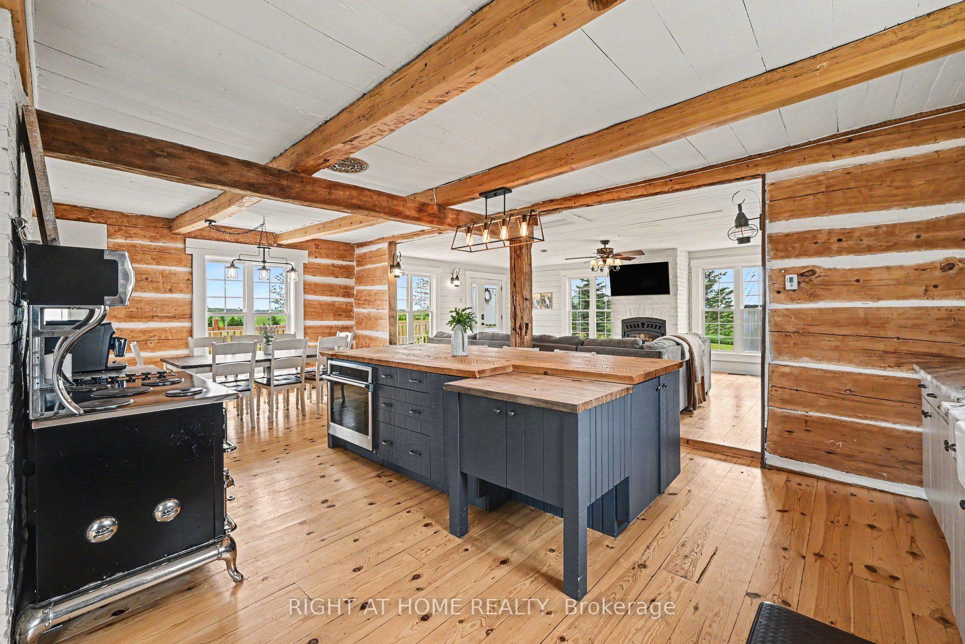 Photo 8 of 1679 500 Route, Russell, Embrun — HOMEH