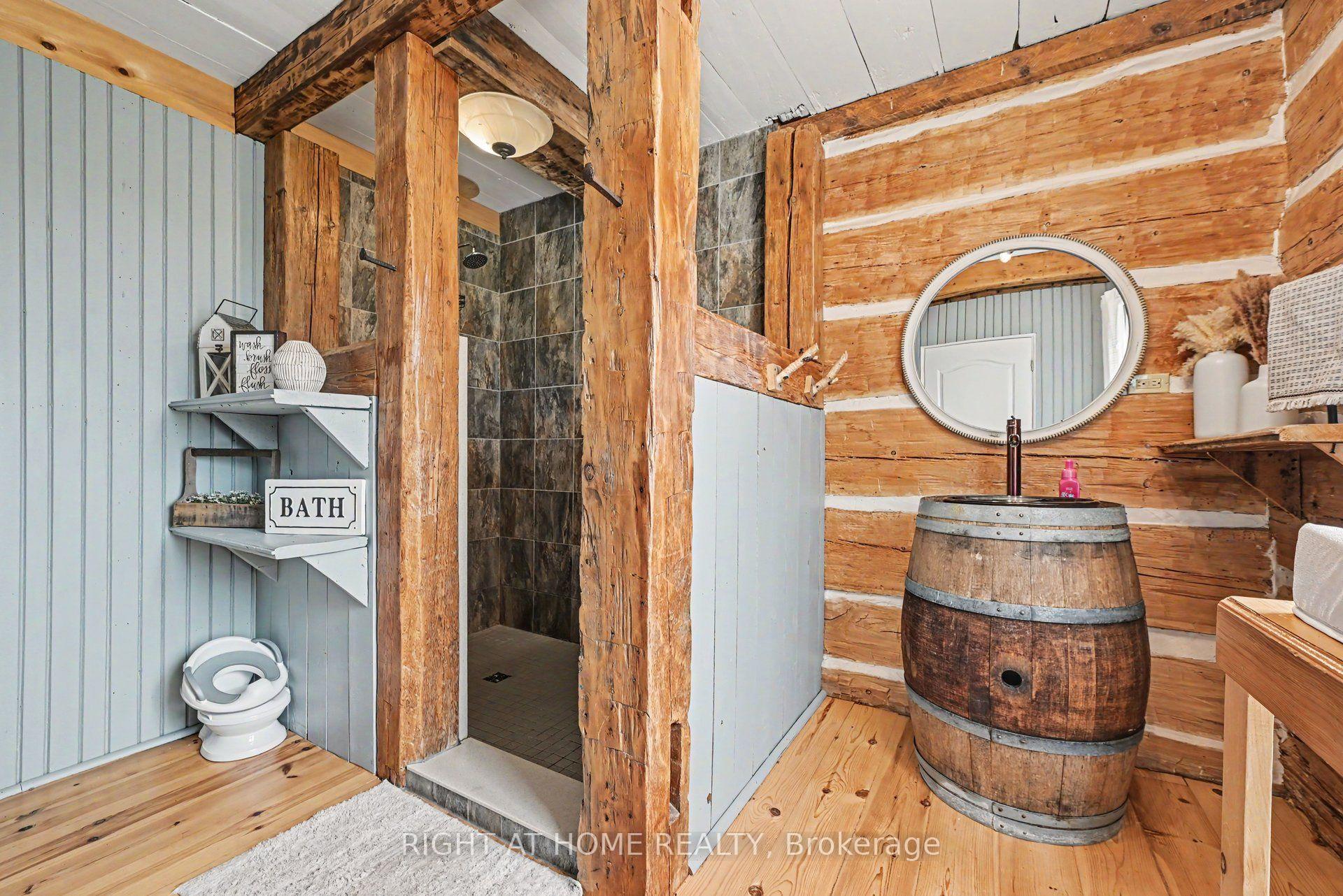 Photo 14 of 1679 500 Route, Russell, Embrun — HOMEH