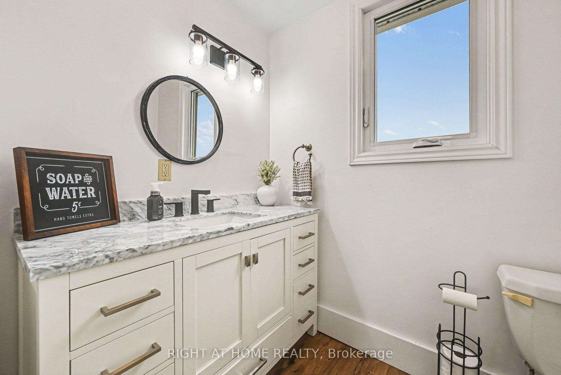Photo 16 of 1679 500 Route, Russell, Embrun — HOMEH