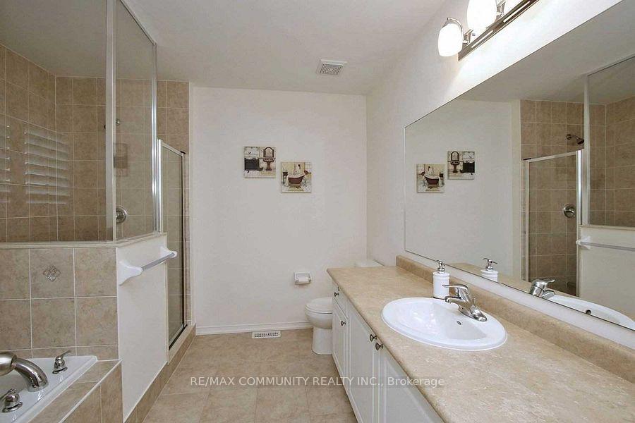 Photo 11 of 223 Windfields Farm Drive W, Oshawa, Windfields — HOMEH