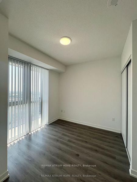 Photo 6 of Unit 1707, 28 Interchange Way, Vaughan, Vaughan Corporate Centre — HOMEH
