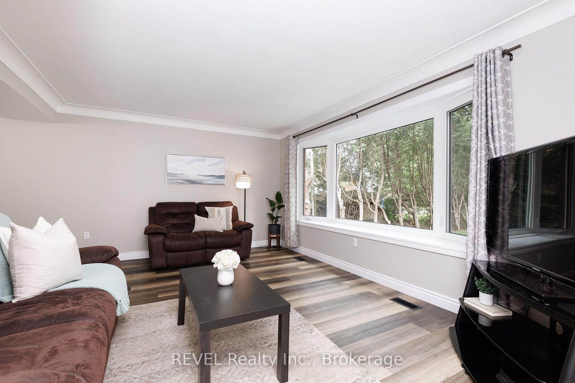 Photo 9 of 853 South Pelham Road, Welland, West Welland — HOMEH