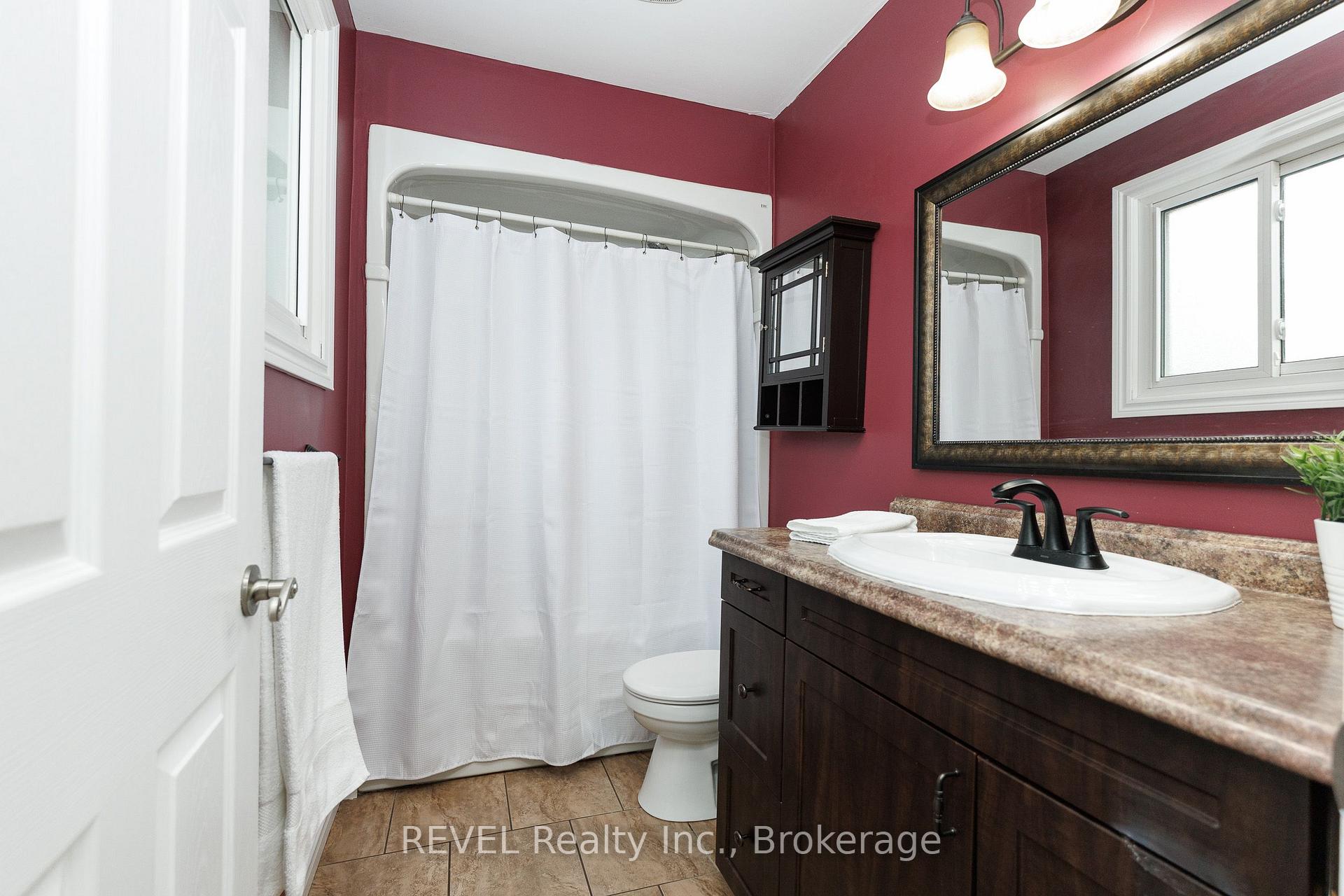 Photo 27 of 853 South Pelham Road, Welland, West Welland — HOMEH