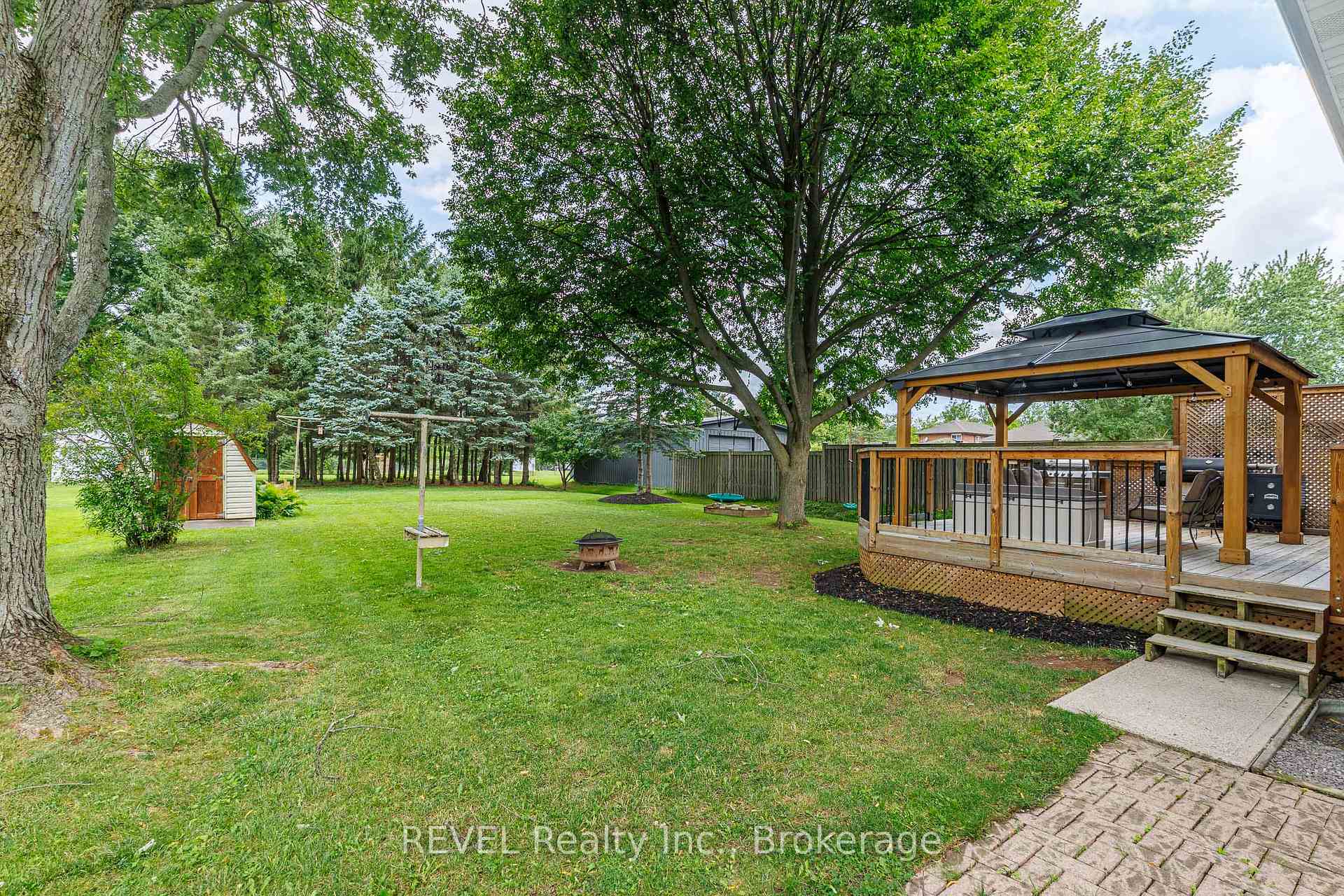 Photo 35 of 853 South Pelham Road, Welland, West Welland — HOMEH