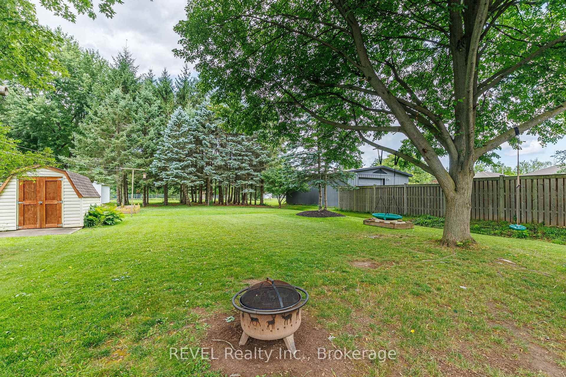 Photo 36 of 853 South Pelham Road, Welland, West Welland — HOMEH