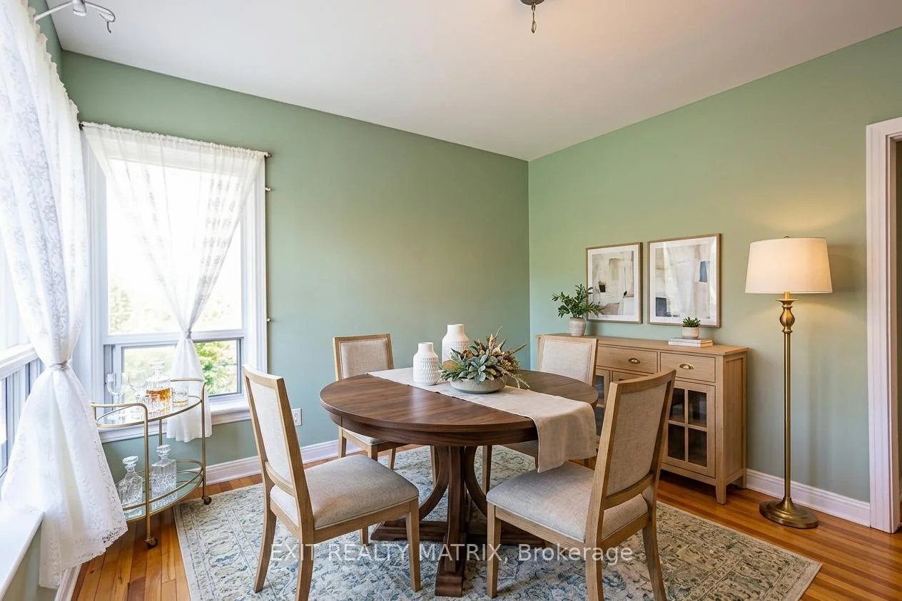 Photo 22 of 552 Dunbrack Street, Ottawa, Overbrook/Castle Heights — HOMEH
