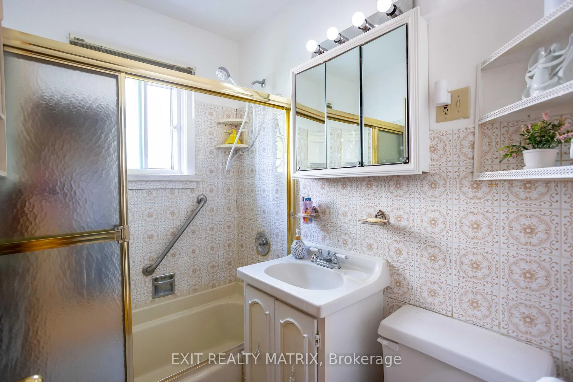 Photo 38 of 552 Dunbrack Street, Ottawa, Overbrook/Castle Heights — HOMEH
