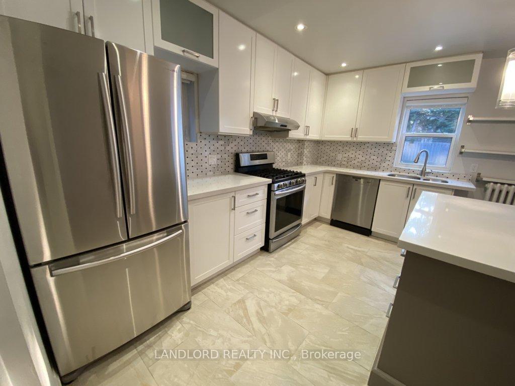 Photo 5 of 22 Lorindale Avenue, Toronto, Lawrence Park North — HOMEH