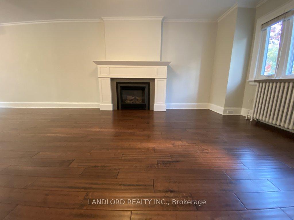 Photo 10 of 22 Lorindale Avenue, Toronto, Lawrence Park North — HOMEH