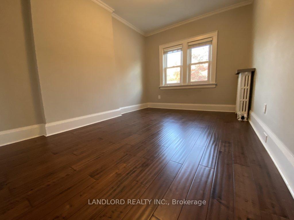 Photo 15 of 22 Lorindale Avenue, Toronto, Lawrence Park North — HOMEH