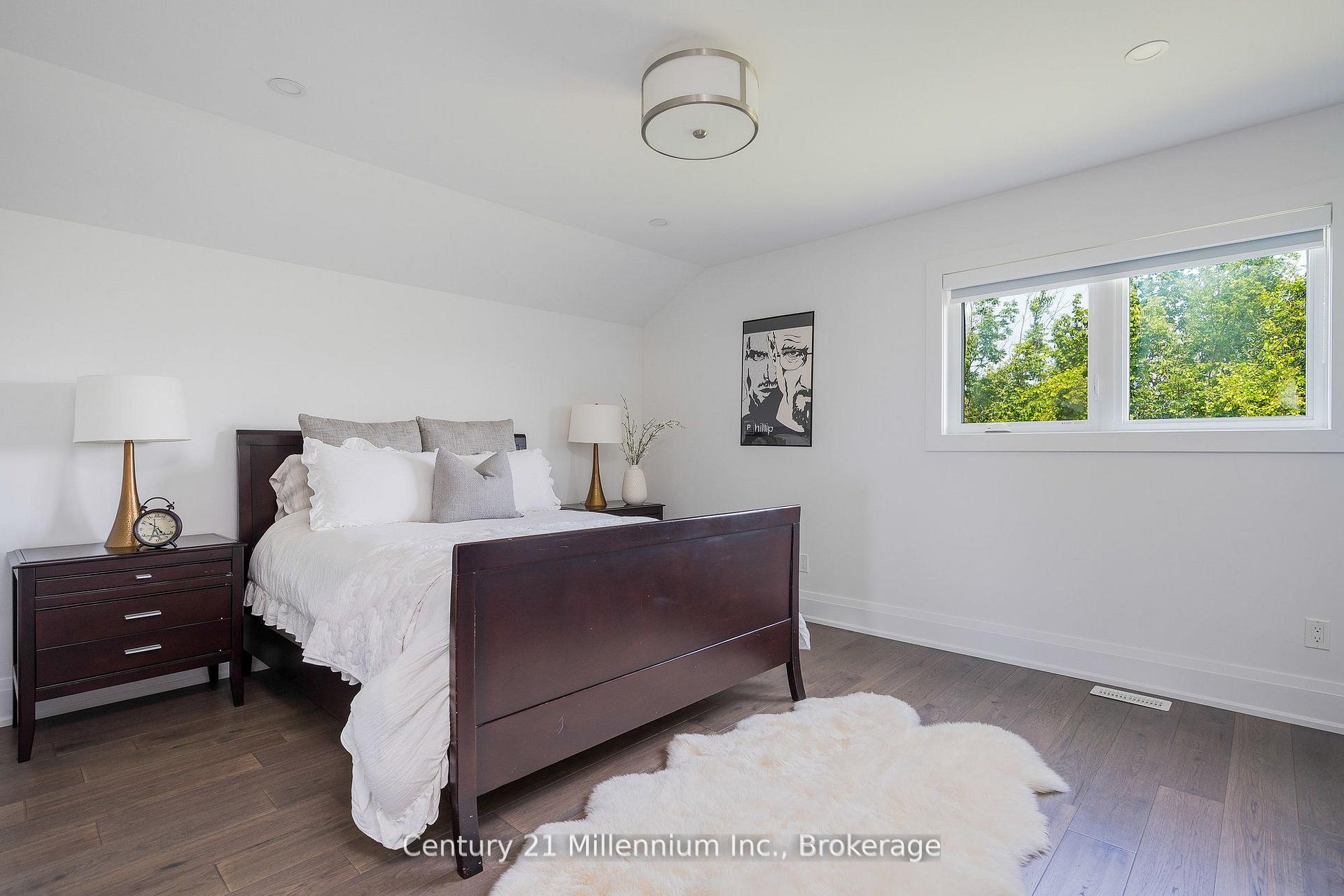 Photo 18 of 6920 Poplar Side Road, Collingwood — HOMEH