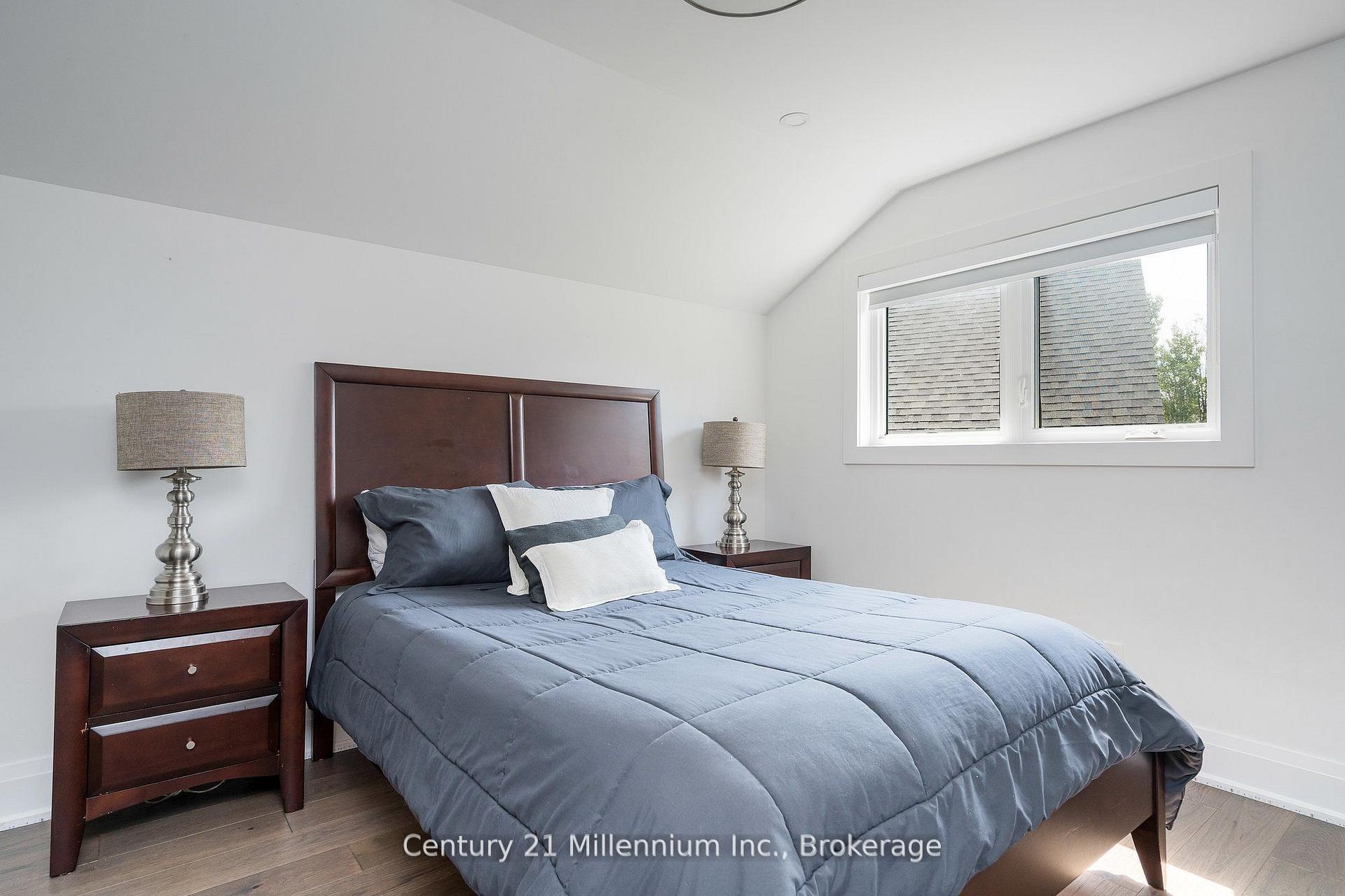 Photo 19 of 6920 Poplar Side Road, Collingwood — HOMEH