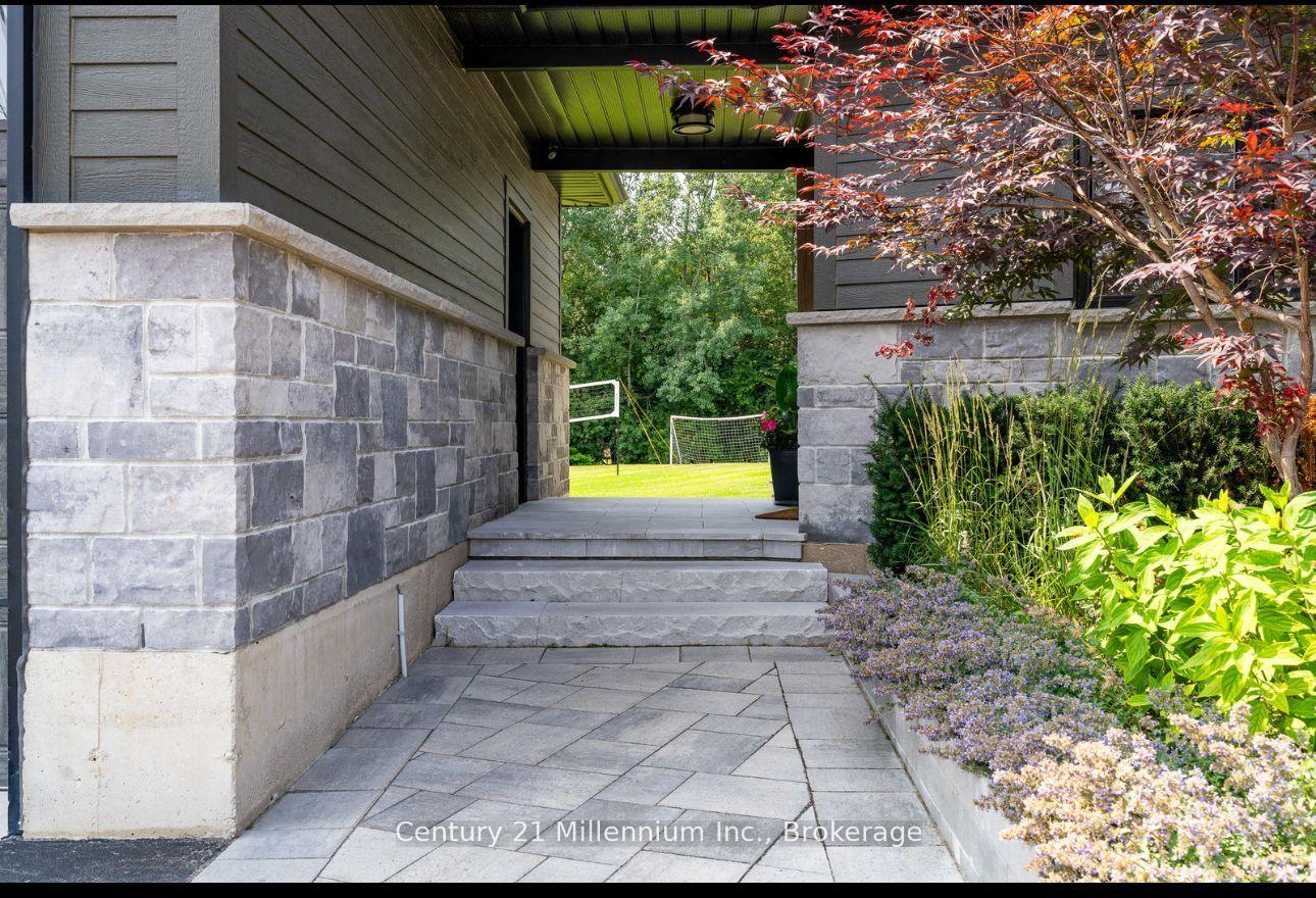 Photo 22 of 6920 Poplar Side Road, Collingwood — HOMEH