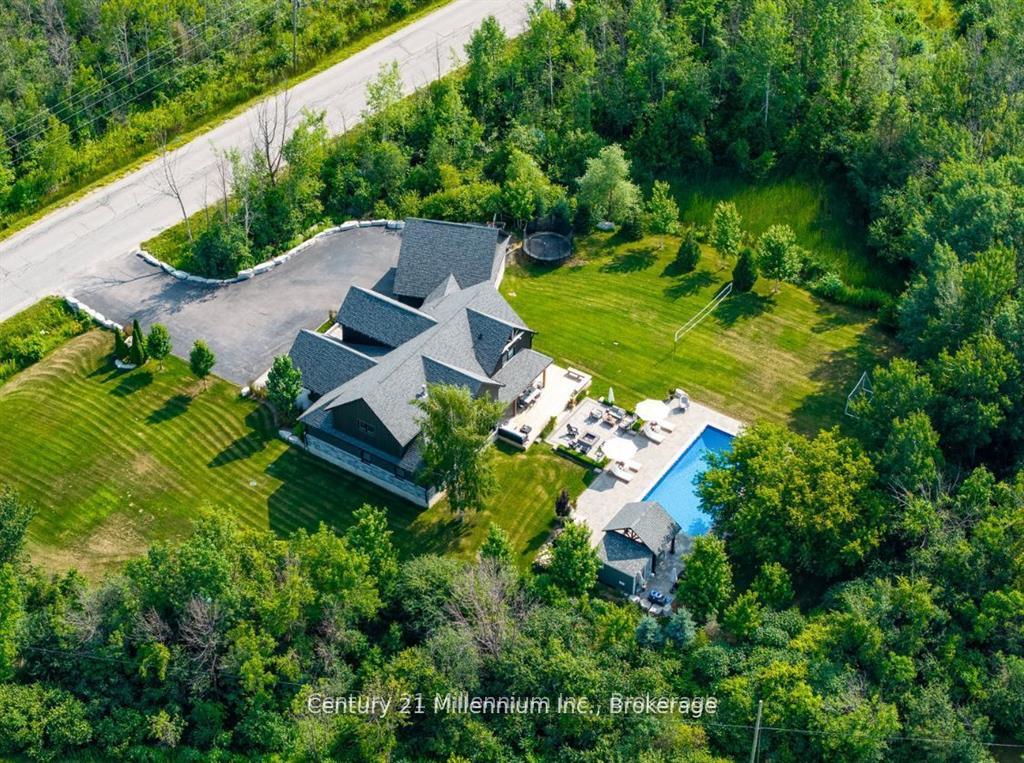 Photo 33 of 6920 Poplar Side Road, Collingwood — HOMEH